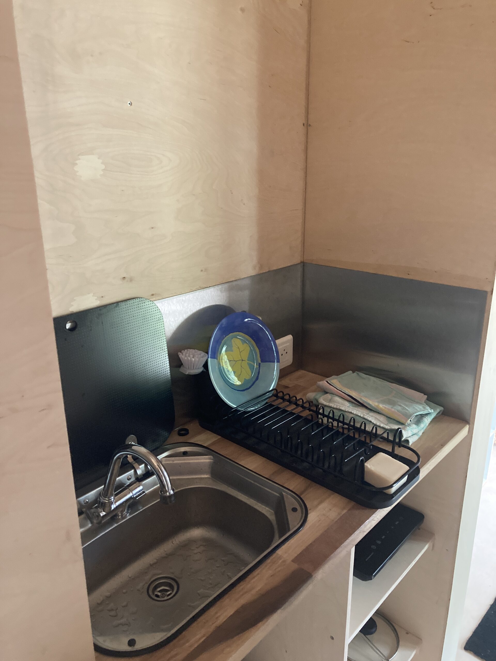 Tiny house - Slowe Réebois — Évasion nature à Peysoup en Gironde à Peysoup — cuisine
