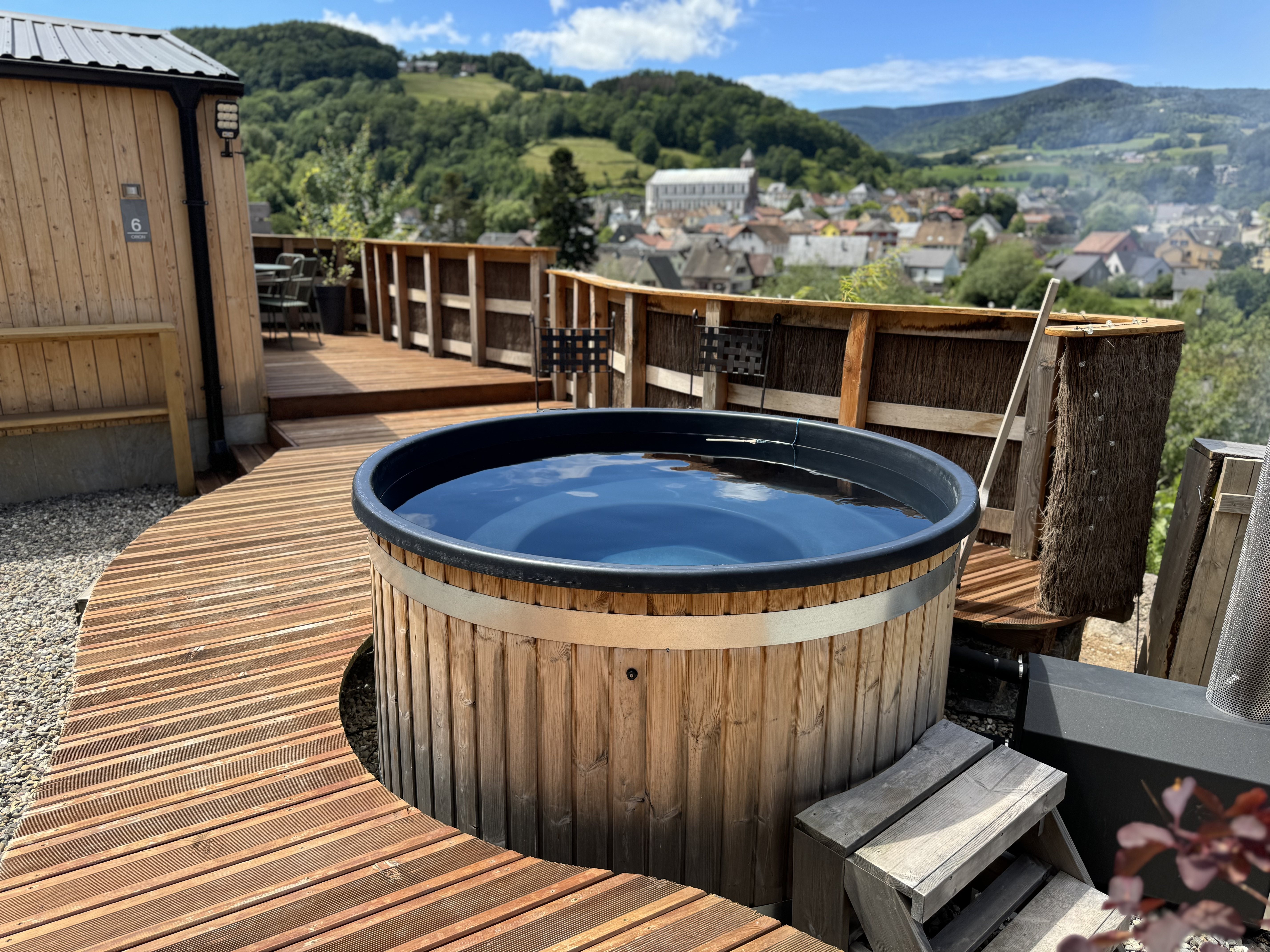 La Maison Orion - Une cabane avec bain nordique en Alsace à Orbey — détail architectural