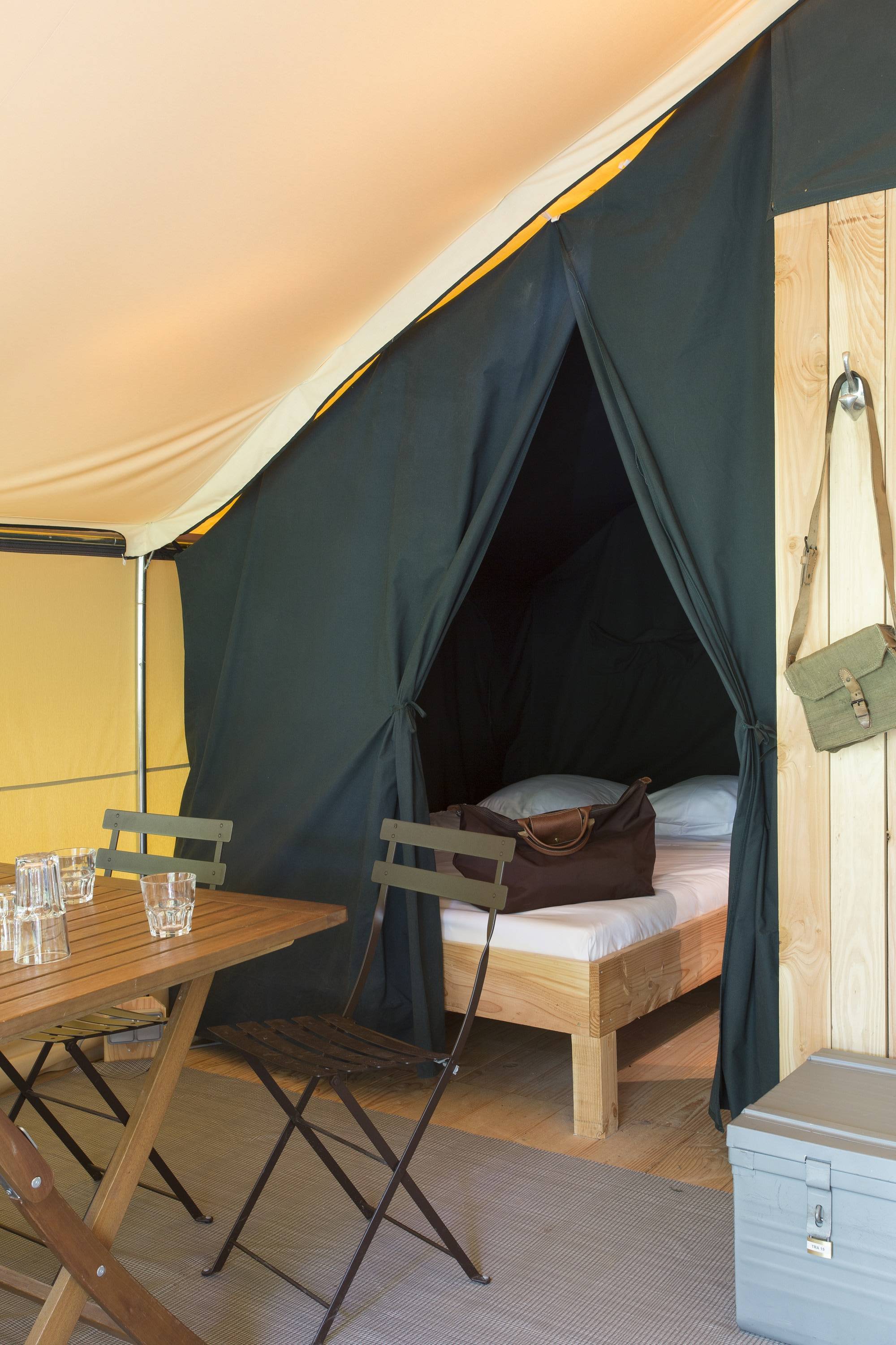 Tente Trappeur Rillé : une immersion au cœur de la nature à Rillé — espace de vie