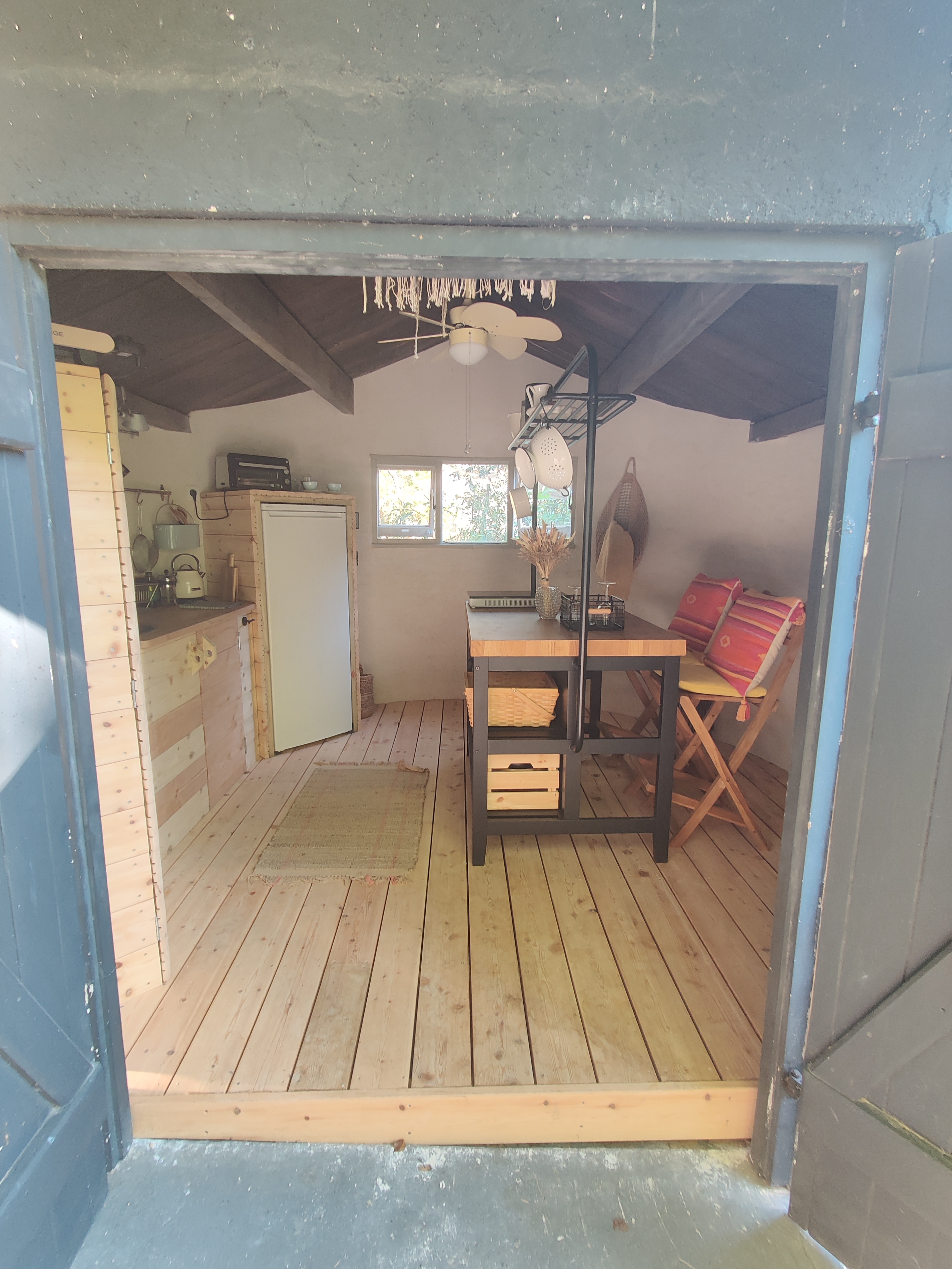 Bagheera — Cabane dans les arbres avec spa à Alpes-Maritimes à Saint-Auban — cuisine