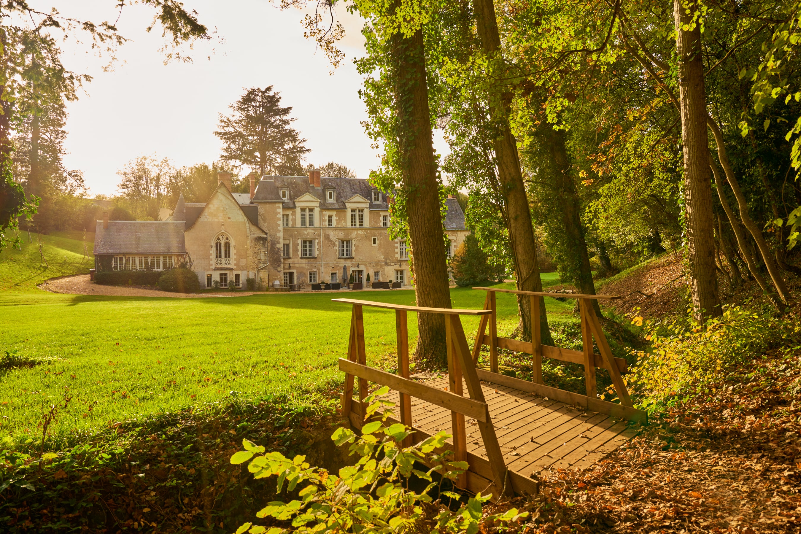 Suite Junior — Château avec spa à Ballan-Miré (Indre-et-Loire) à Ballan-Miré — vue depuis la terrasse