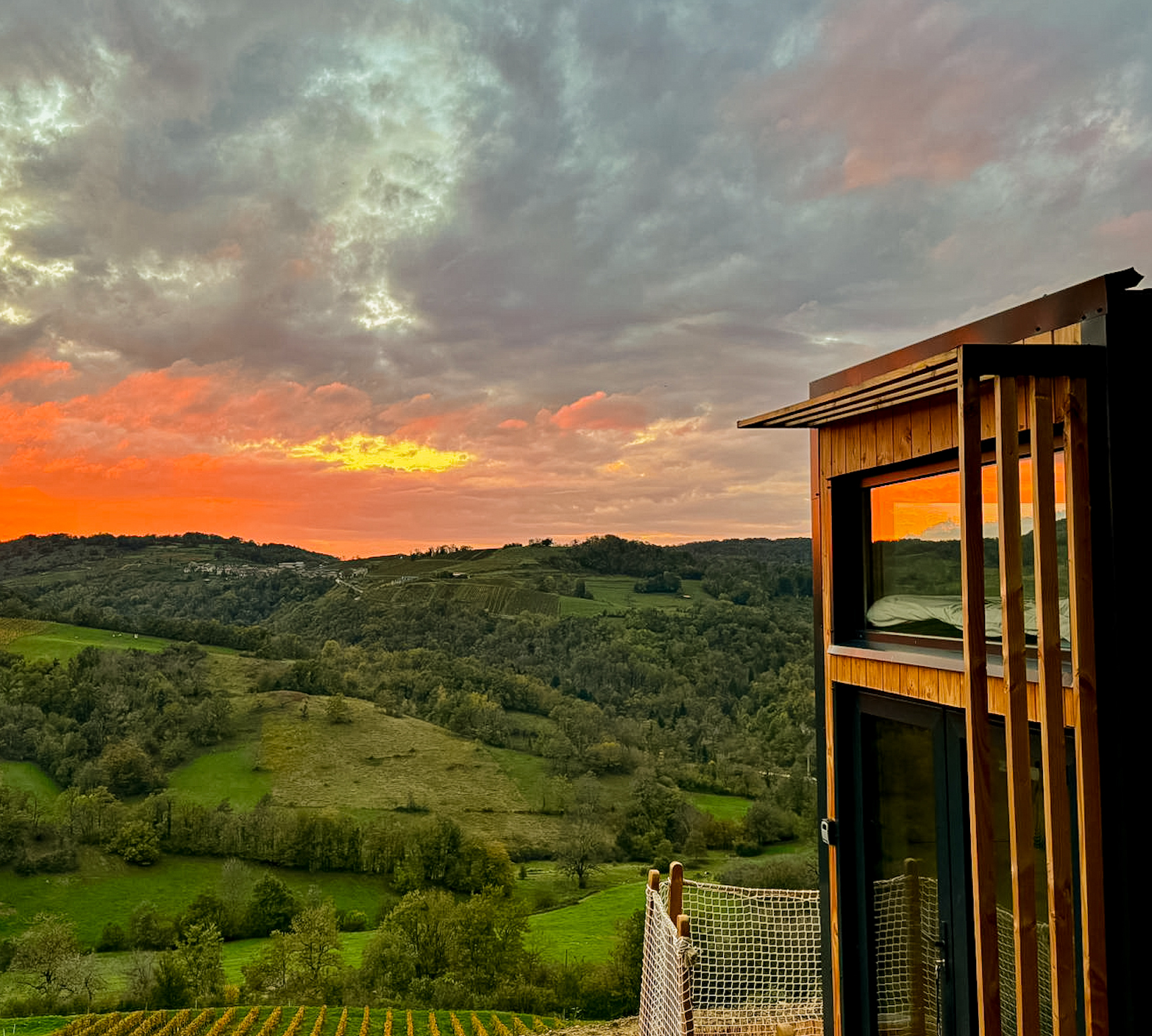 Belvédère du Haut Bugey — Tiny House panoramique à Boyeux (Ain)
