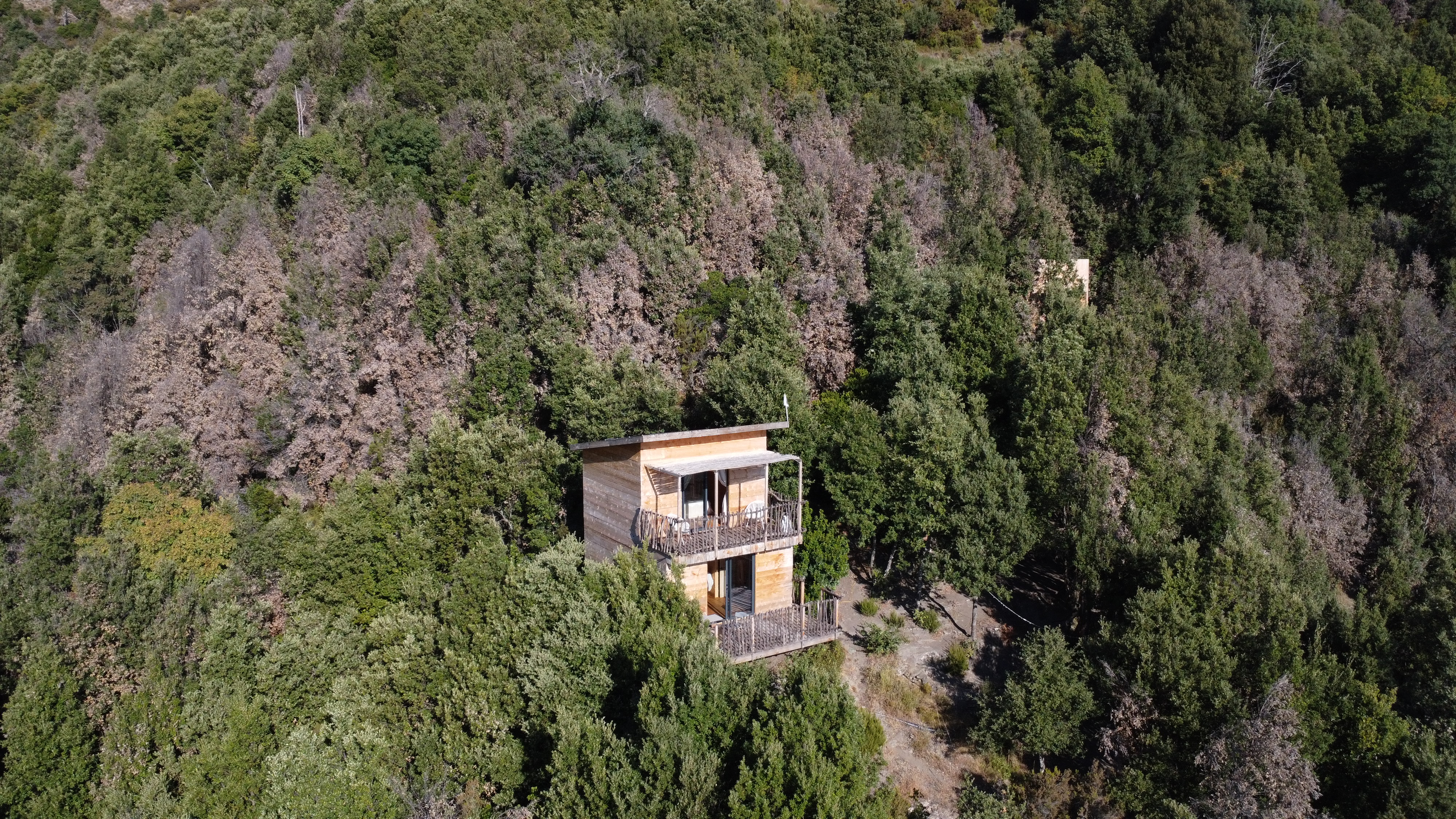 Cabane San Petrone : une immersion en hauteur en Corse
