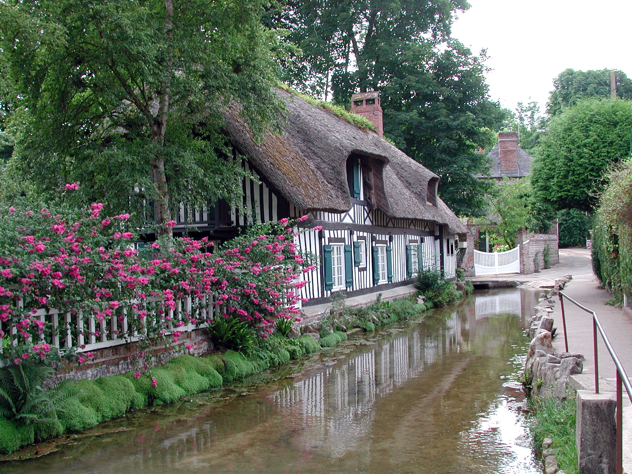 Séjournez dans une yourte en Haute-Normandie pour 2-4 personnes à Paluel — détail architectural