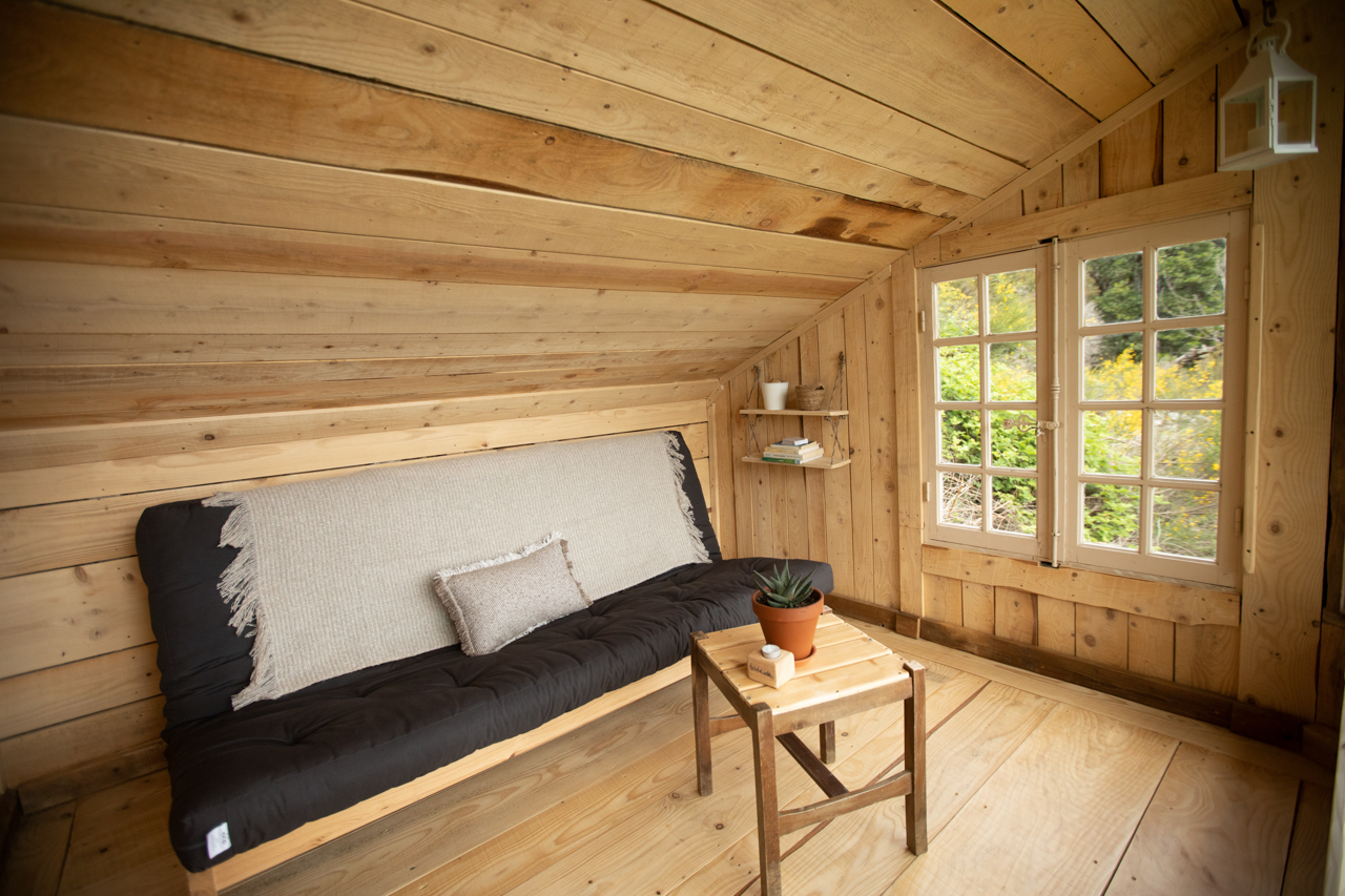 L'Observatoire : une cabane immersive en pleine nature à Mialet — vue depuis la terrasse