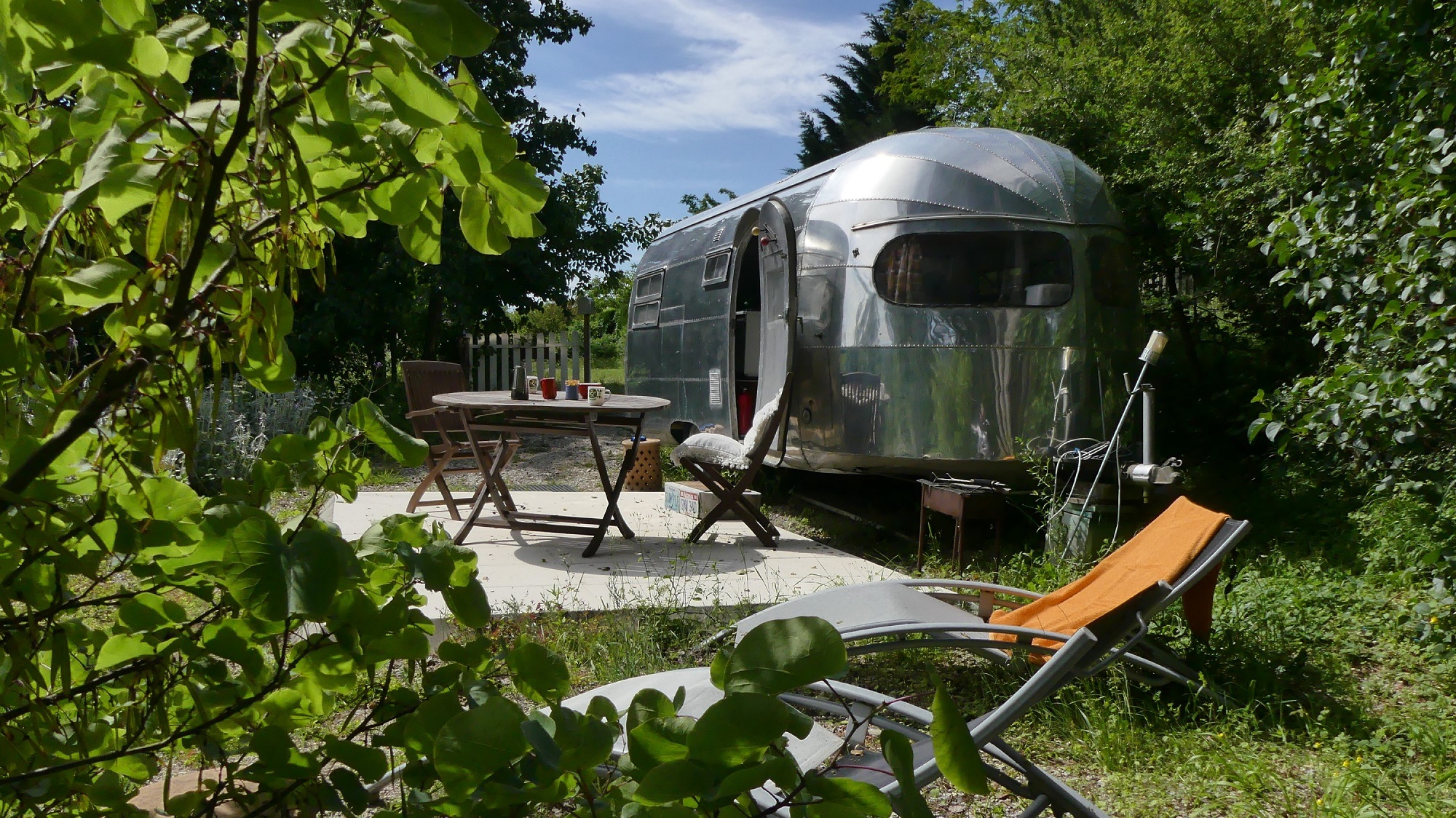 NAIA 1949 — Caravane avec spa à BelRepayre, Ariège