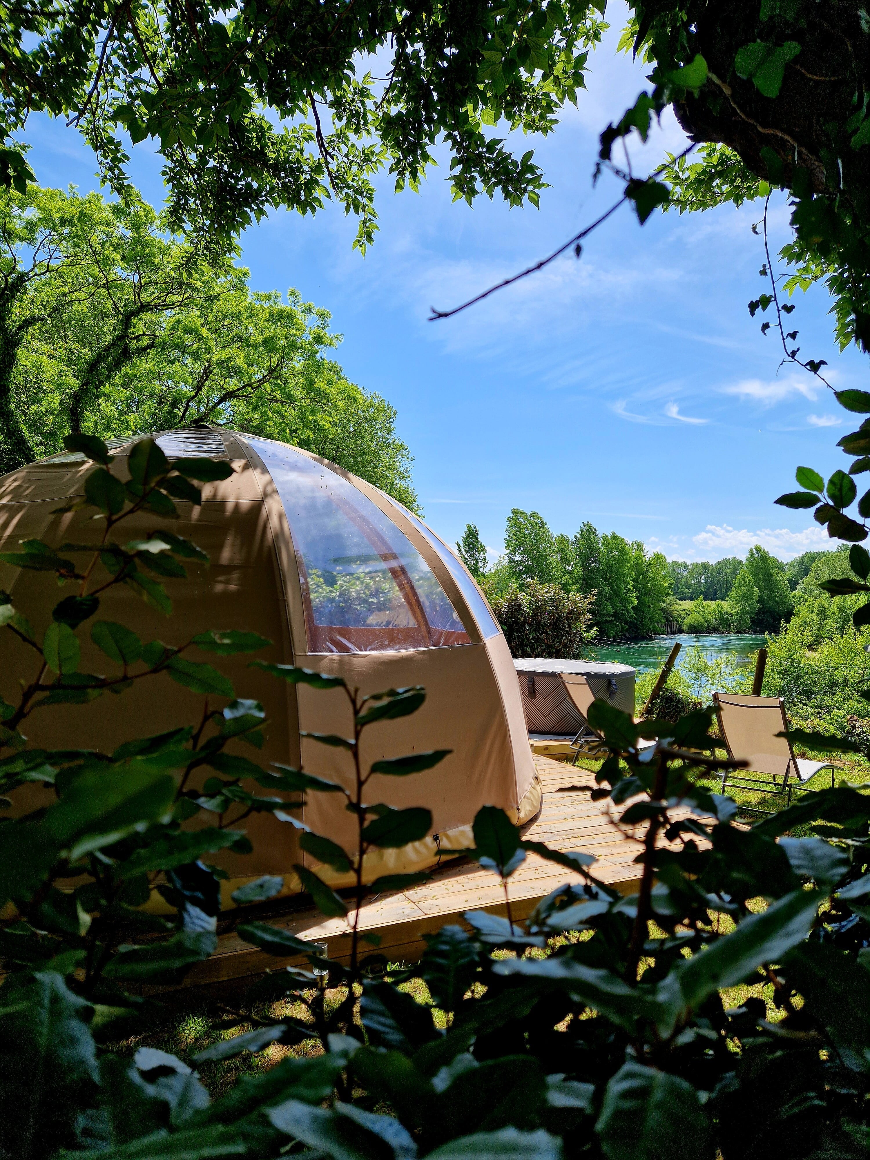Dôme Saturne & Spa — Nuit zen avec jacuzzi à Biscarrosse (Landes) à Biscarrosse — cuisine