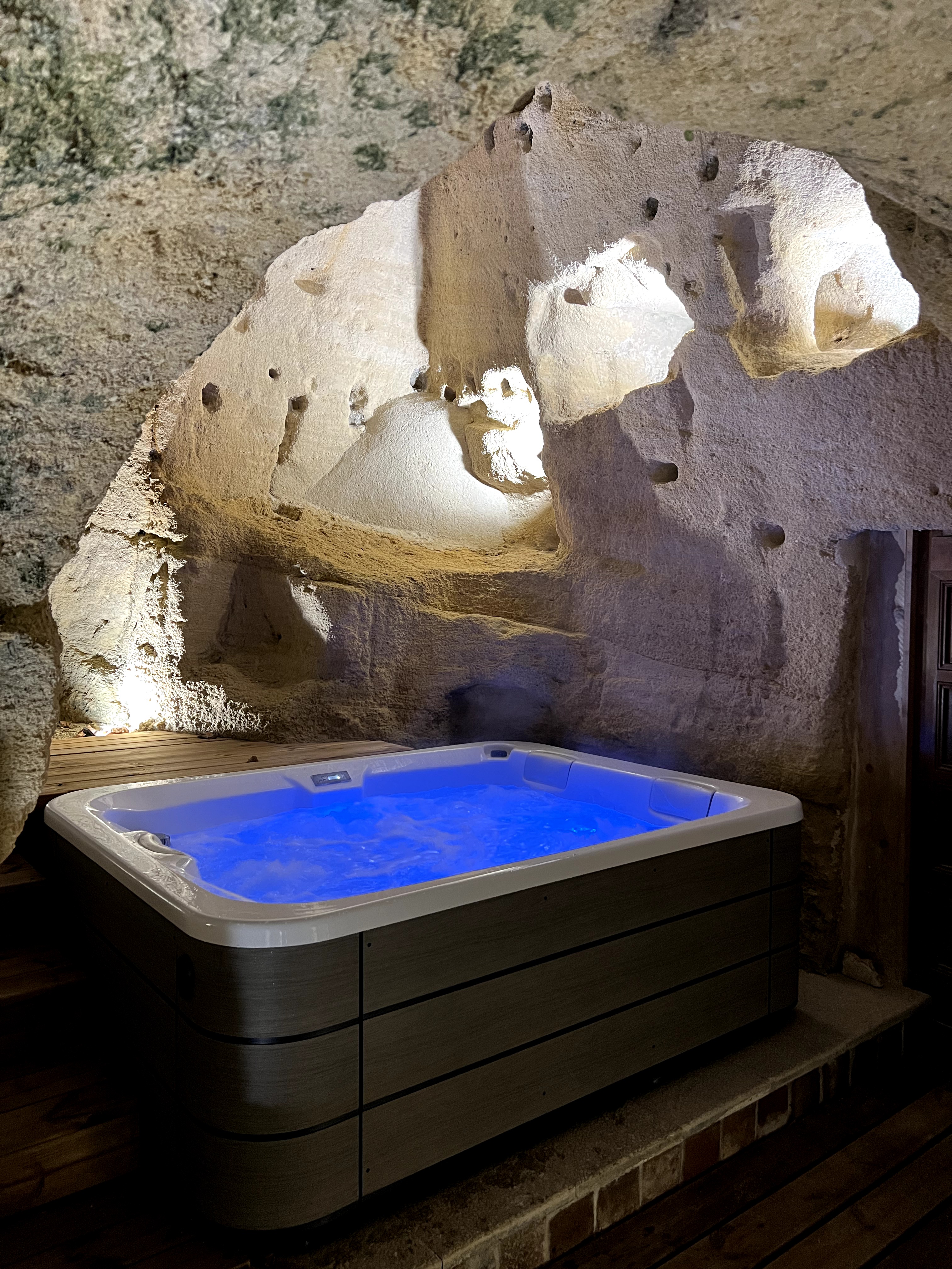 Entre Nous - Au Troglo — Maison troglodyte avec spa à Doué-la-Fontaine à Doué-la-Fontaine — vue depuis la terrasse