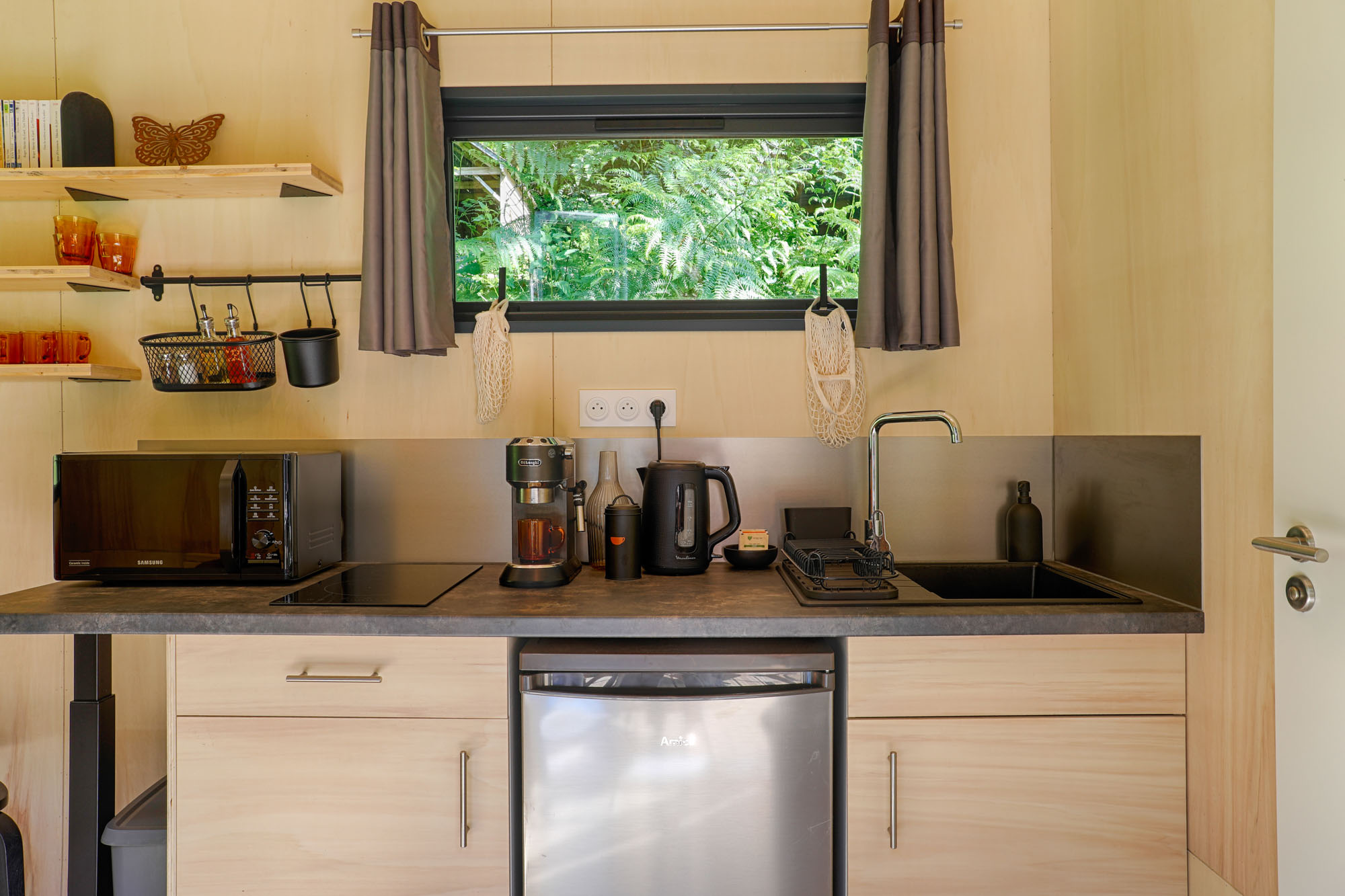 Tiny house Tilleul — Séjour nature avec spa à Morbihan à Morbihan — vue depuis la terrasse