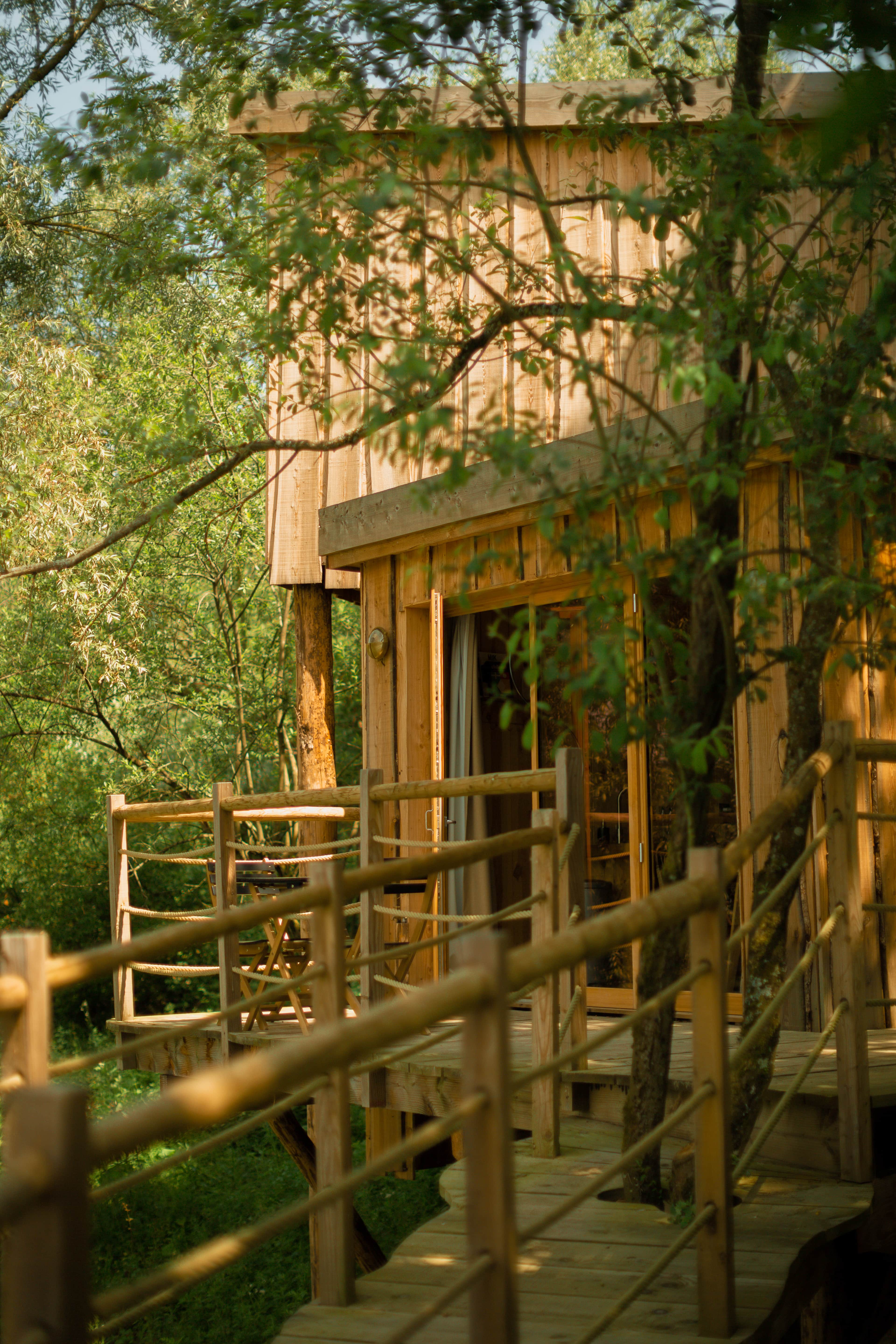 Cabane Spa Grand Horizon : une évasion sur pilotis en Picardie à St-Léger-Aux-Bois — espace de vie
