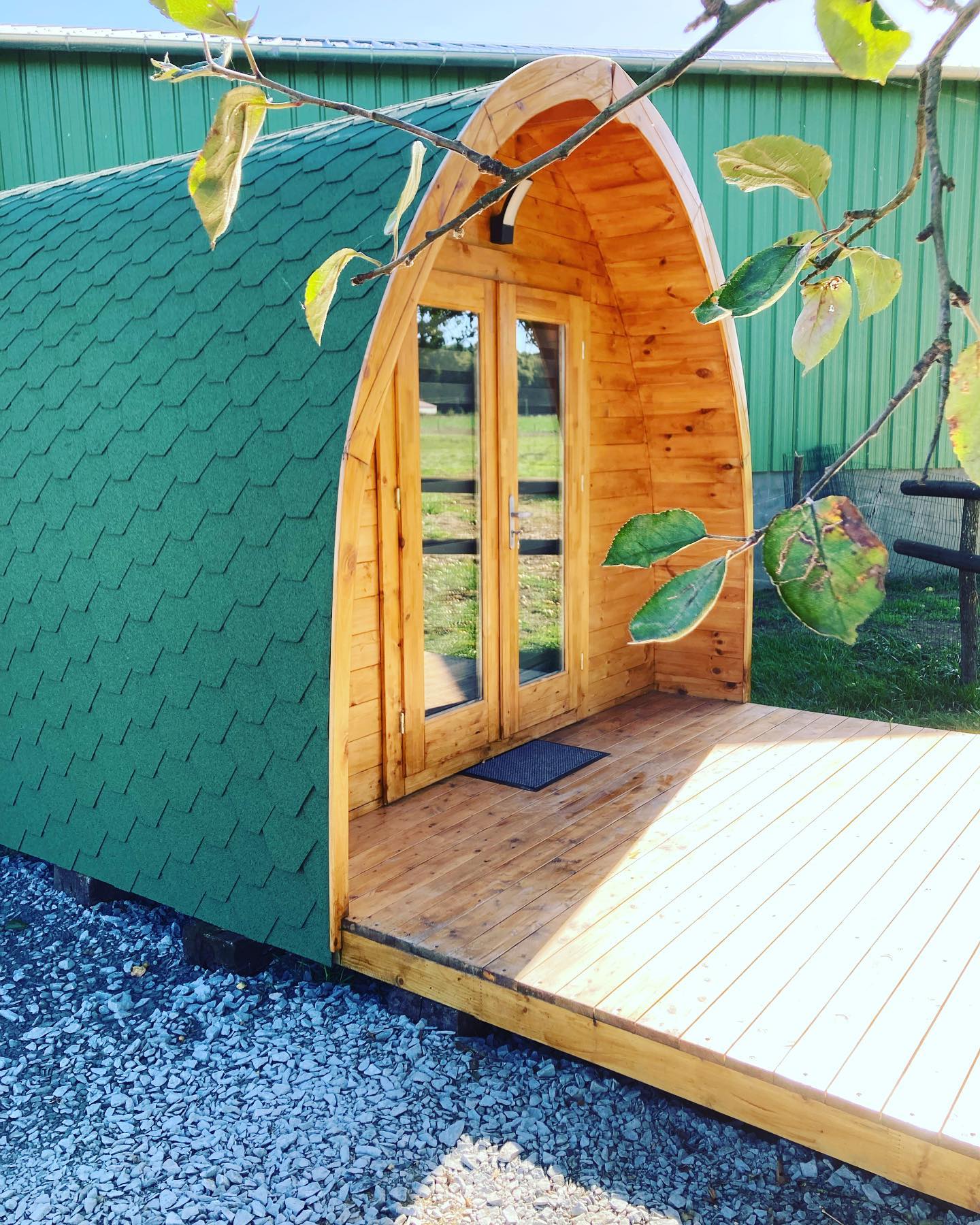 Un pod enchanteur au cœur de la nature en Pays de la Loire à Vallon Sur Gée — vue intérieure