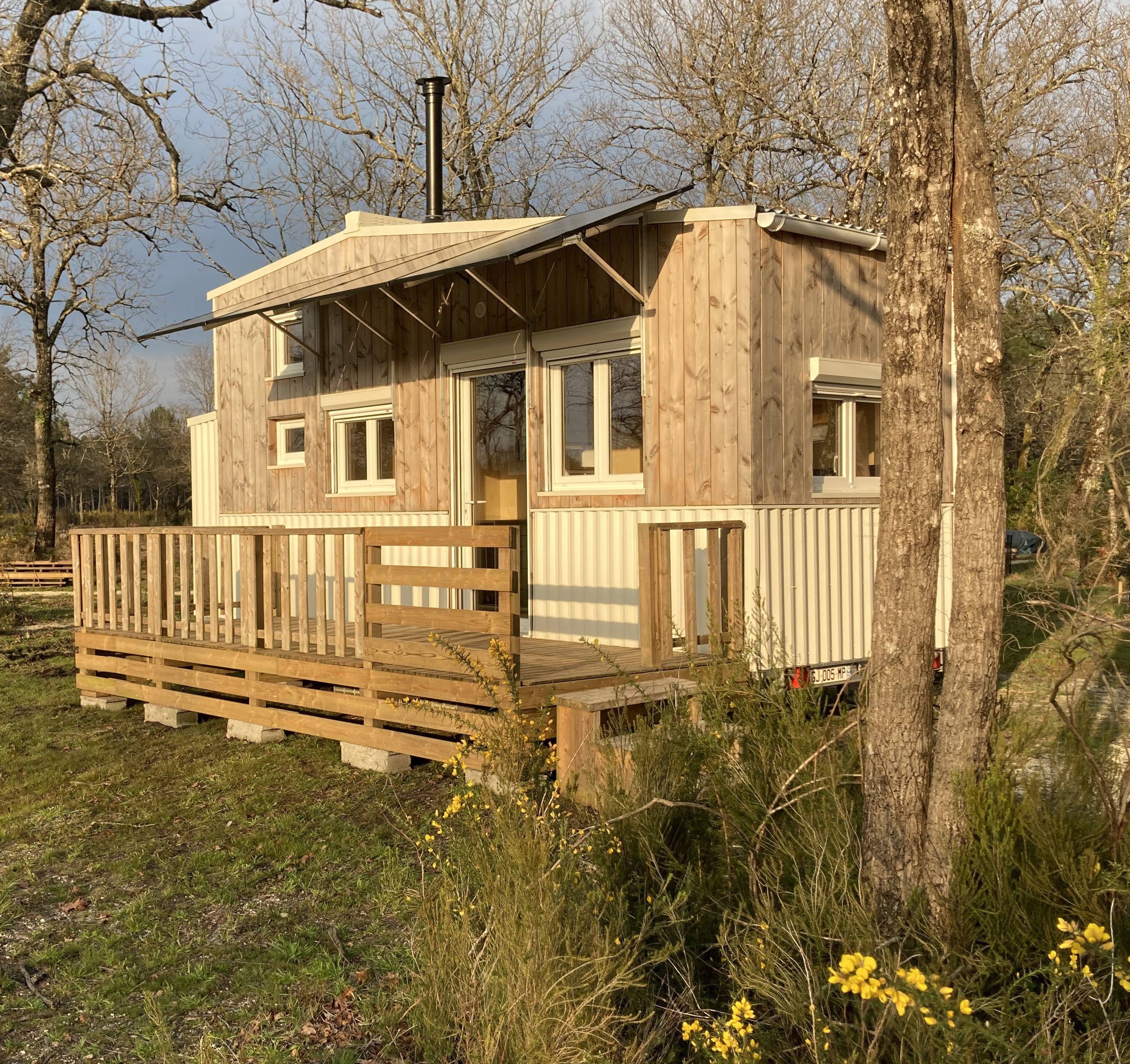 Tiny Lab — Tiny house bioclimatique avec spa à Peysoup (Gironde) à Peysoup — vue intérieure