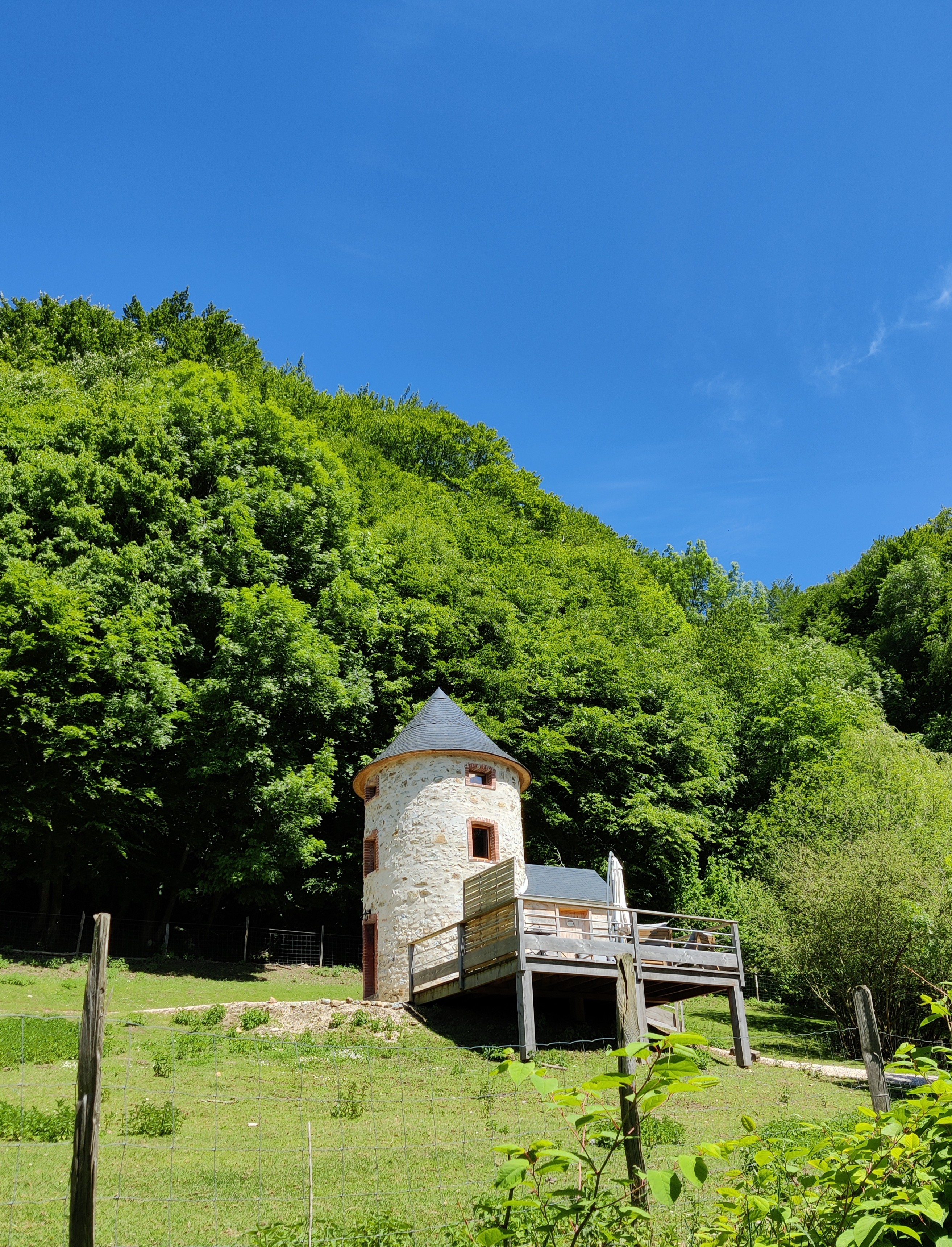 Un pigeonnier enchanteur avec spa au cœur des Pyrénées