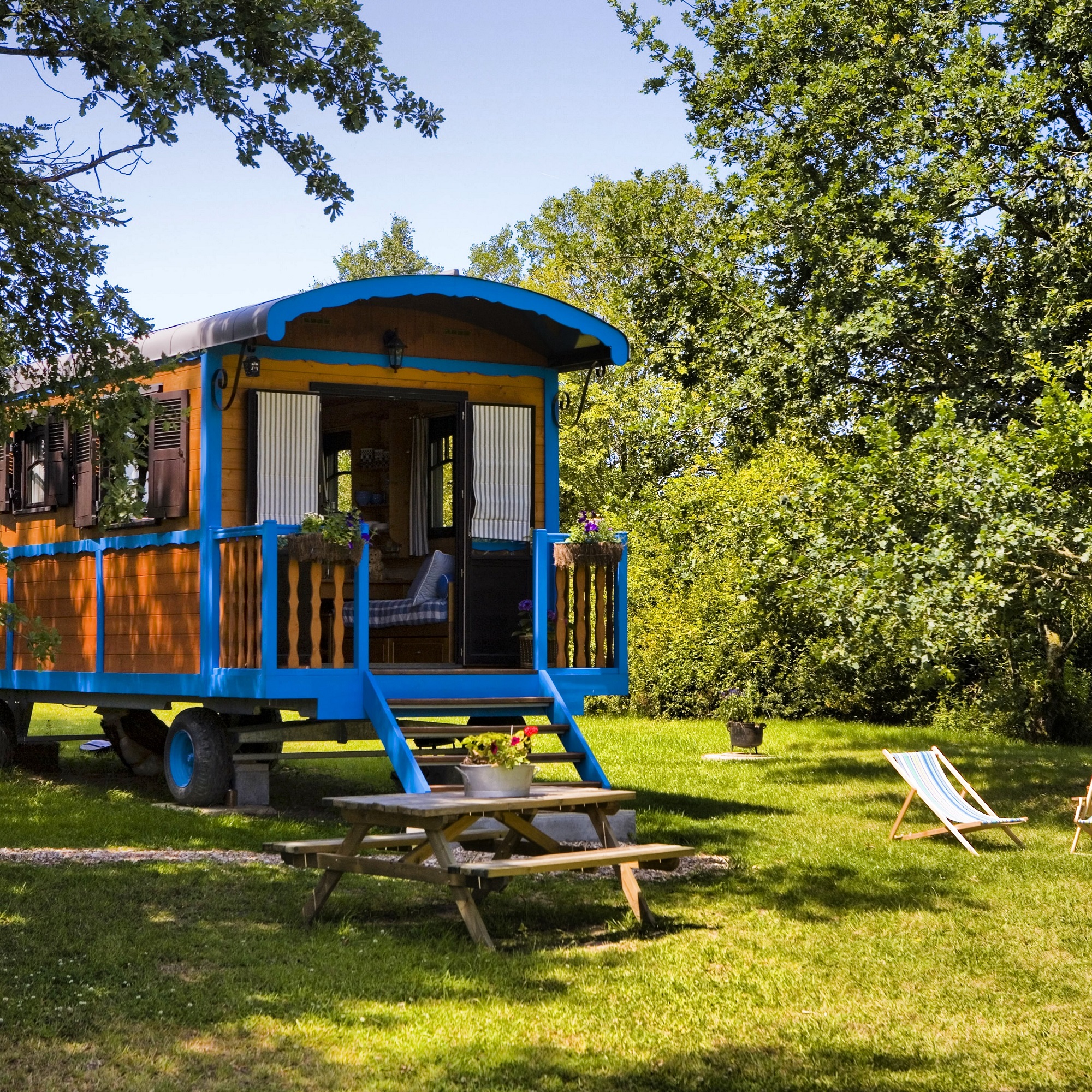 Roulotte Bleuet : une escapade enchantée en Centre-Val de Loire