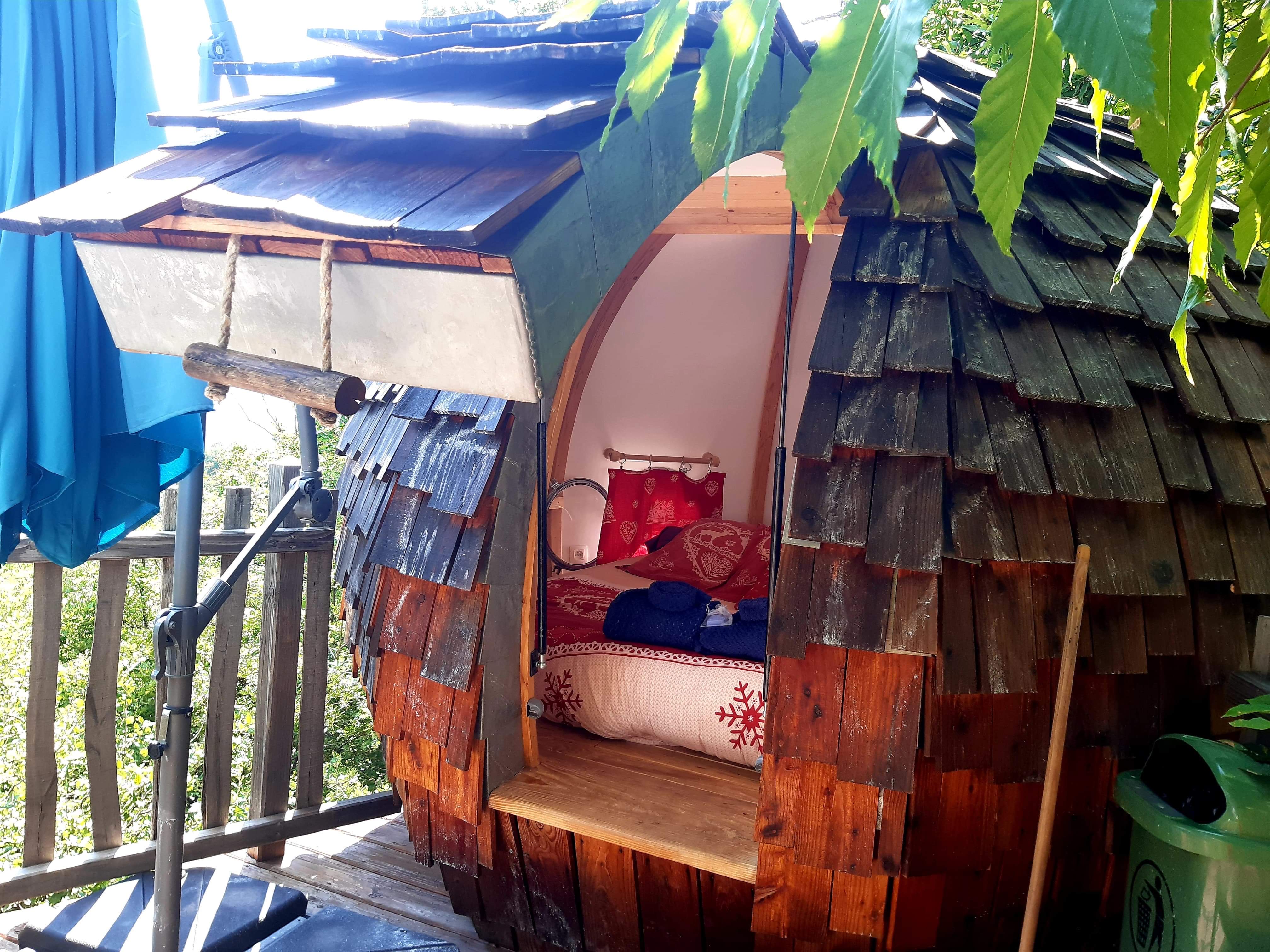 Lov'Nid des Ecrins — Cabane dans les arbres à 5m en Alpes-Maritimes à Belvédere — salle de bain