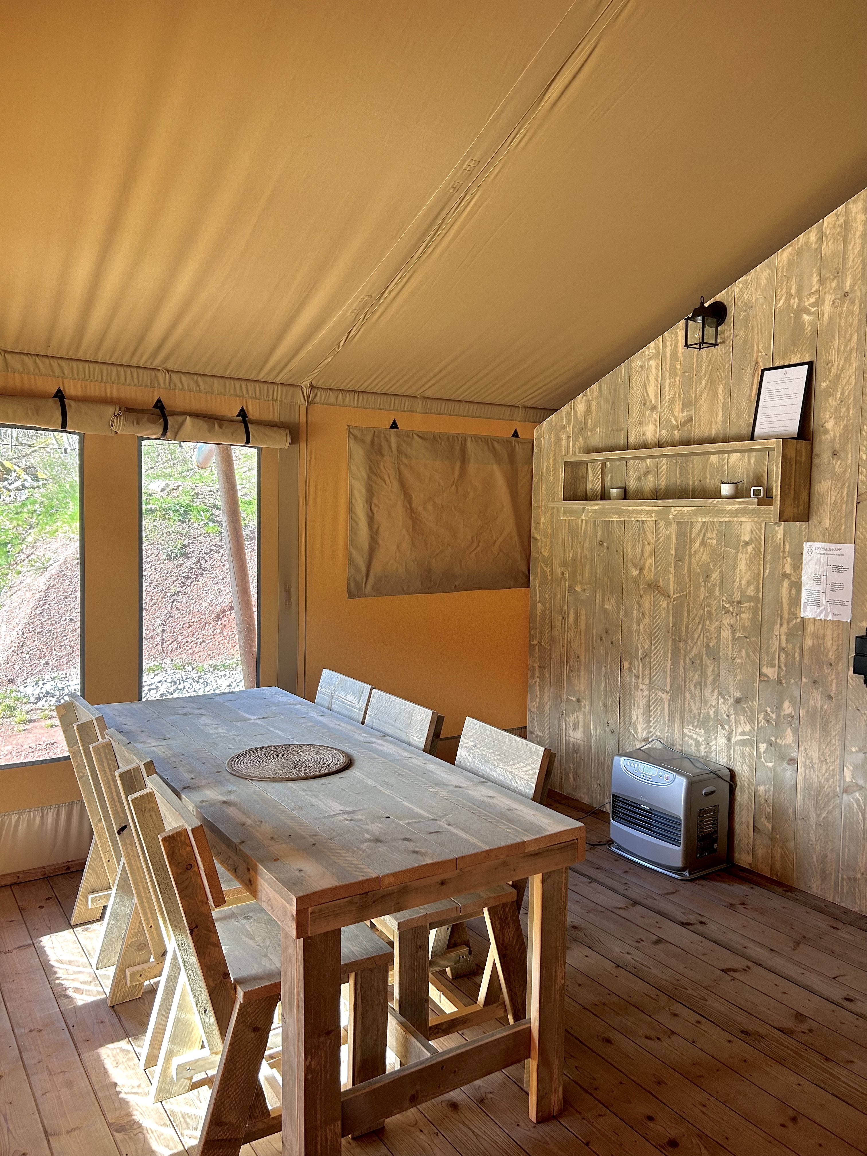 Vivez l'expérience unique d'un Wood Lodge en Alsace à Oberhaslach — espace de vie