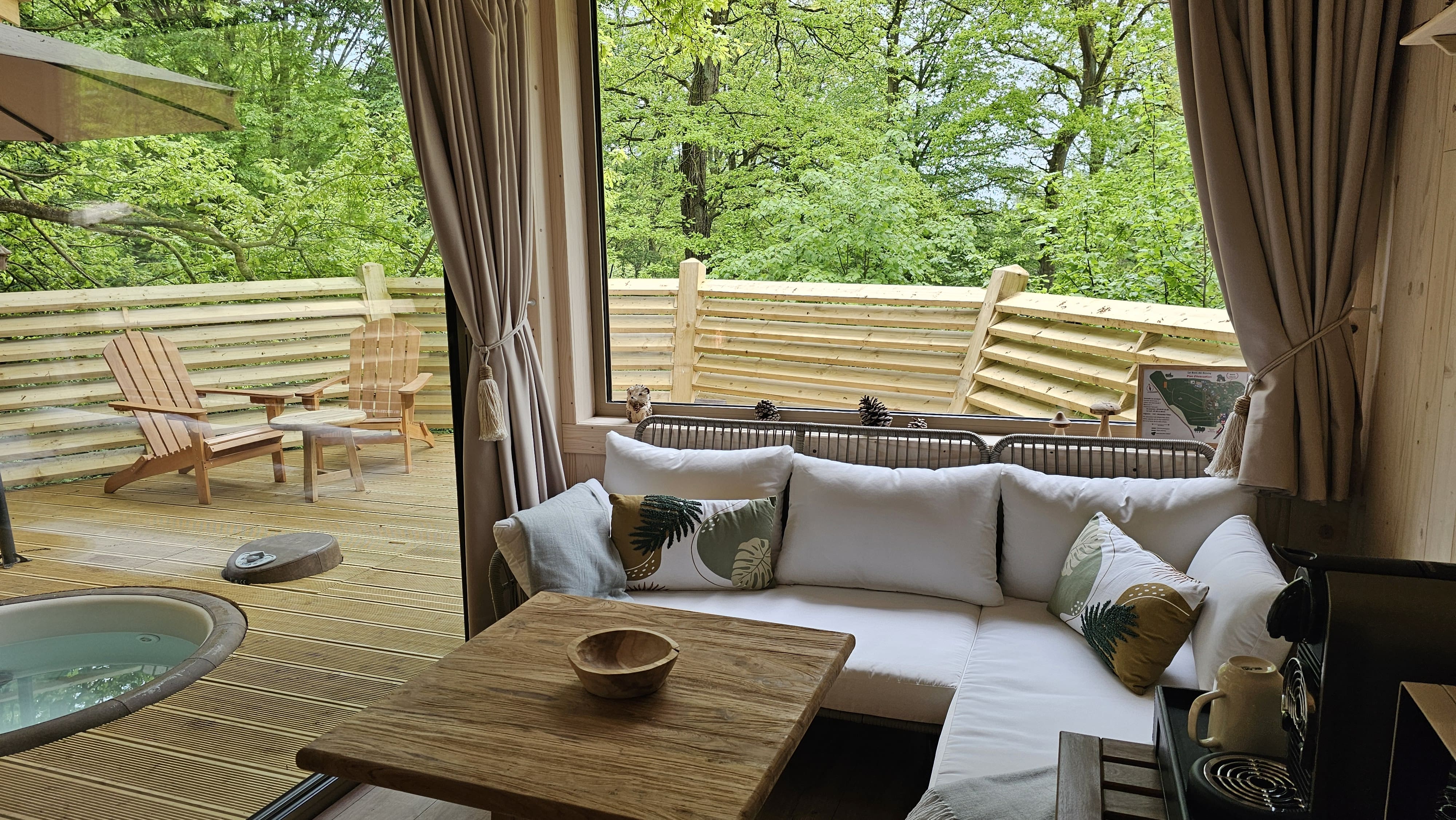 Cabane Spa Idylle : une expérience unique dans les arbres à Rosoy-En-Multien — cuisine
