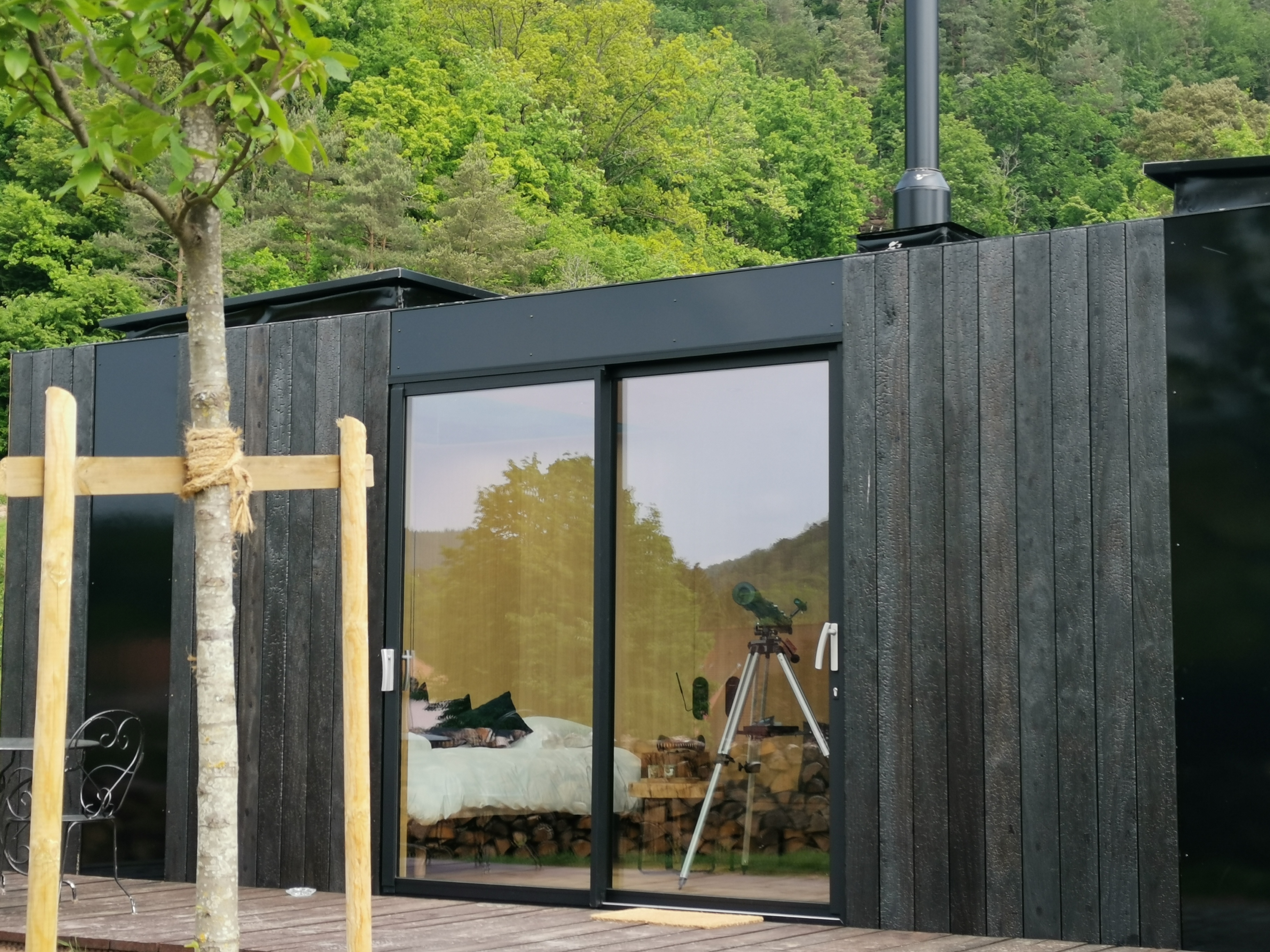 Lodge Petite Ourse — Ecolodge avec vue sur la forêt à Bas-Rhin à Strasbourg — espace de vie