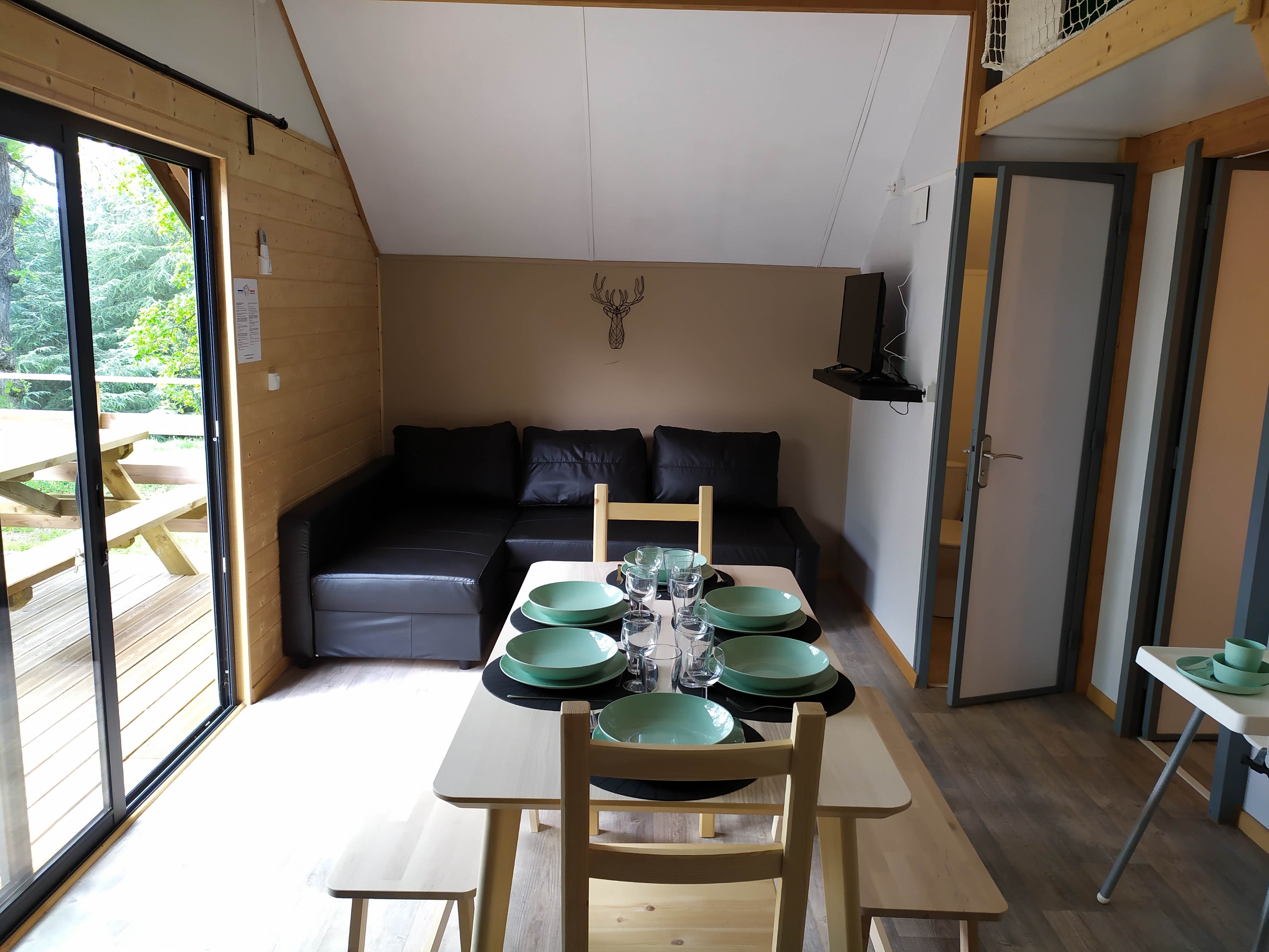 Chalet Spa de Senaud : une évasion romantique en Rhône-Alpes à Albon — salle de bain