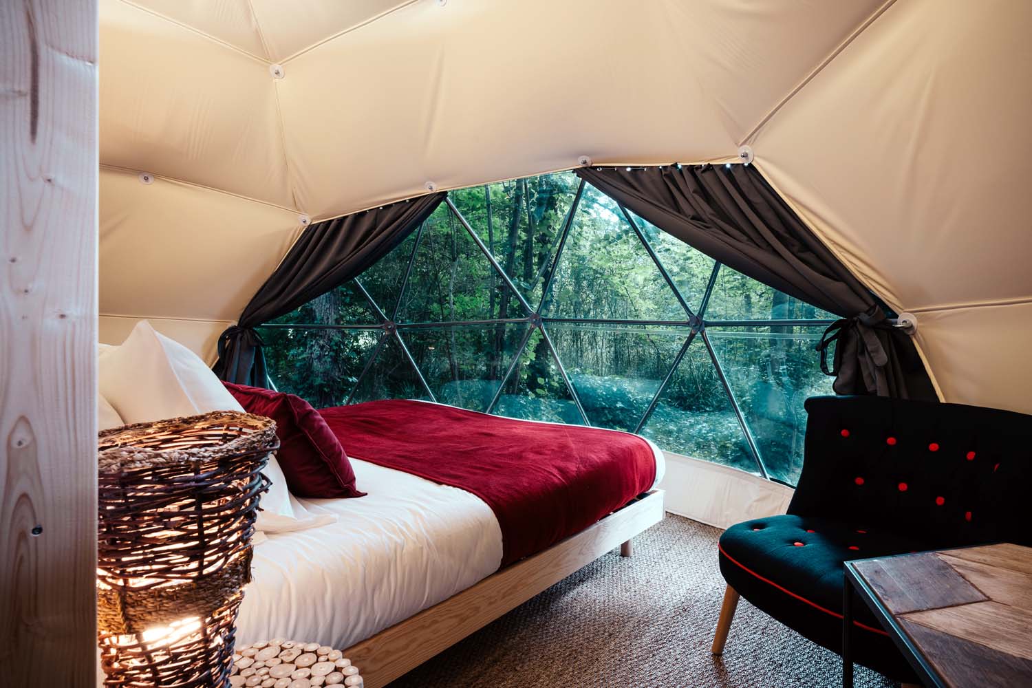Géode Erable Pourpre — Dôme avec spa à 2 pas d'un ruisseau en Gironde à Gironde-sur-Dropt — cuisine