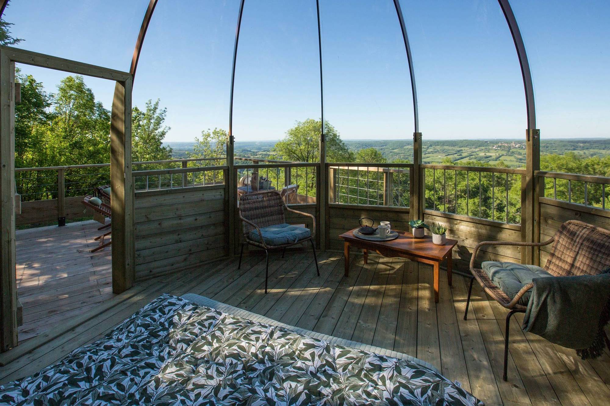 La Domostella : un dôme enchanteur au cœur du Limousin à Noailhac — vue depuis la terrasse