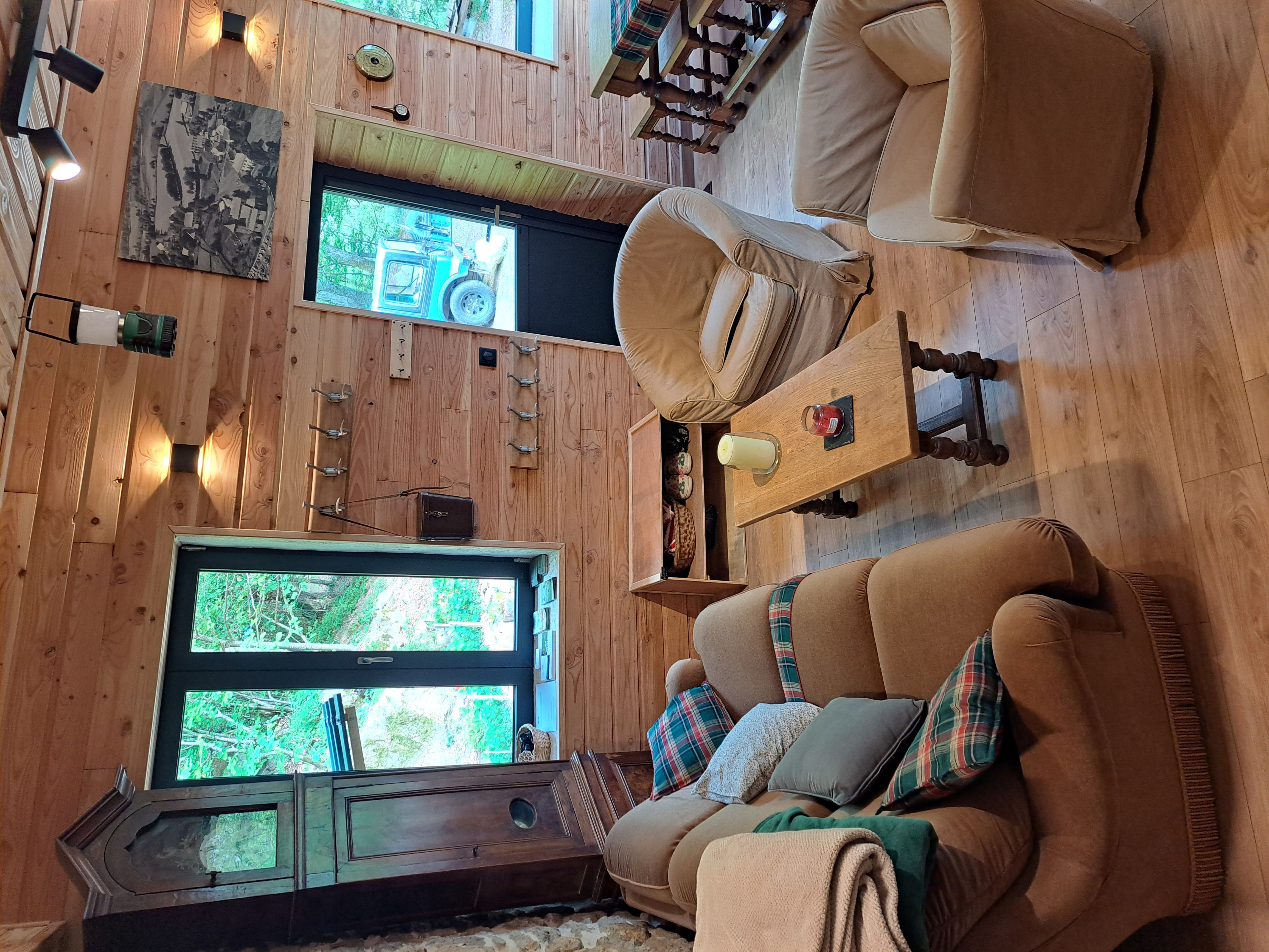 Le Refuge d'Yzeron — Gîte nature avec spa à Yzeron (Rhône) à Yzeron — espace de vie