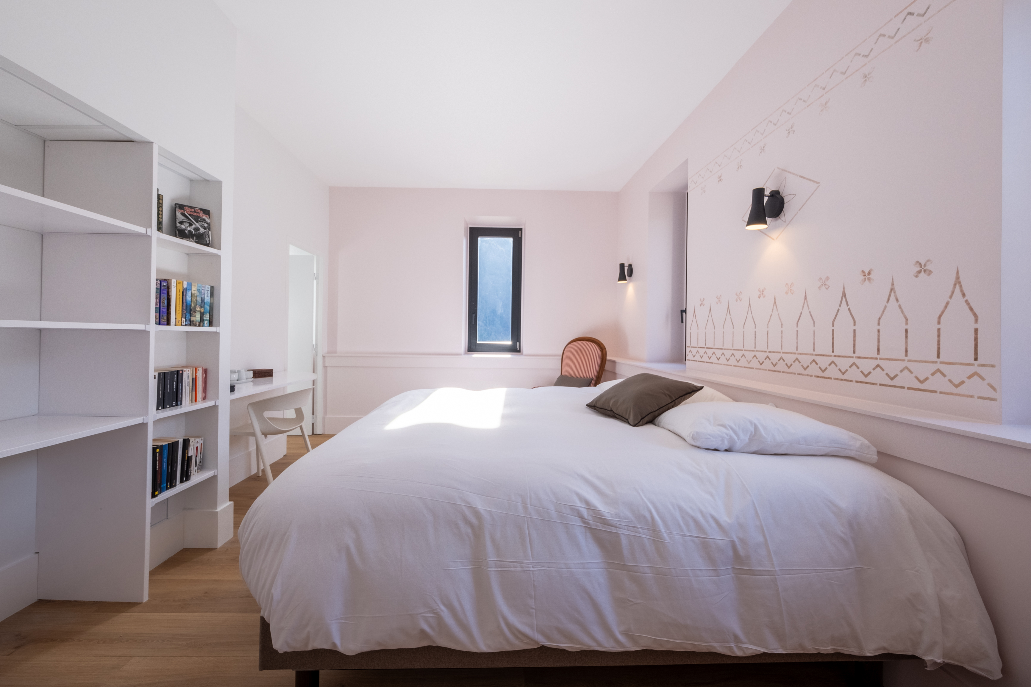 La Cardinale — Tour avec vue imprenable à Savoie à Chambéry — salle de bain