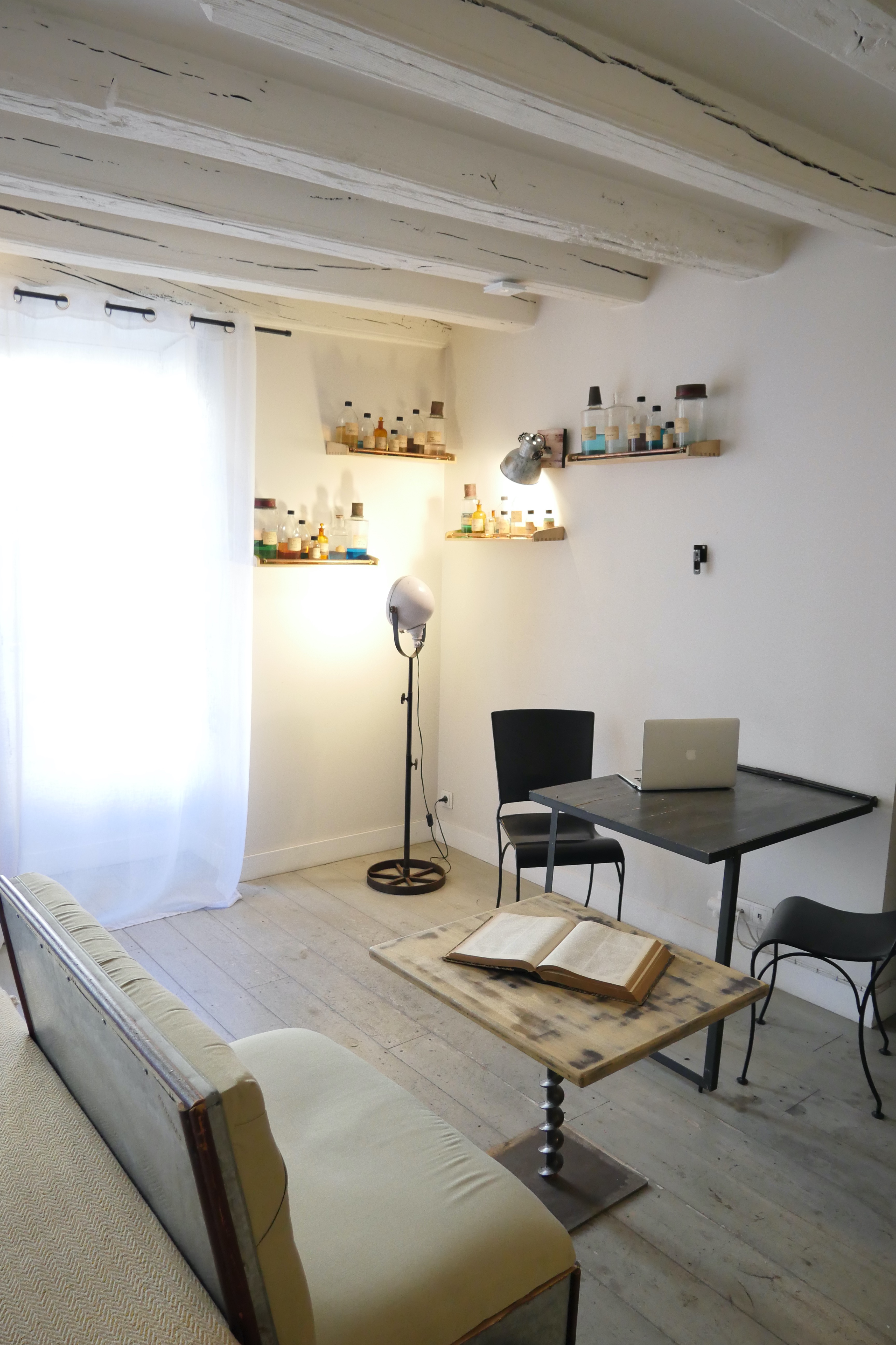 La Nuit : une chambre à thème immersive en Pays de la Loire à Nantes — chambre