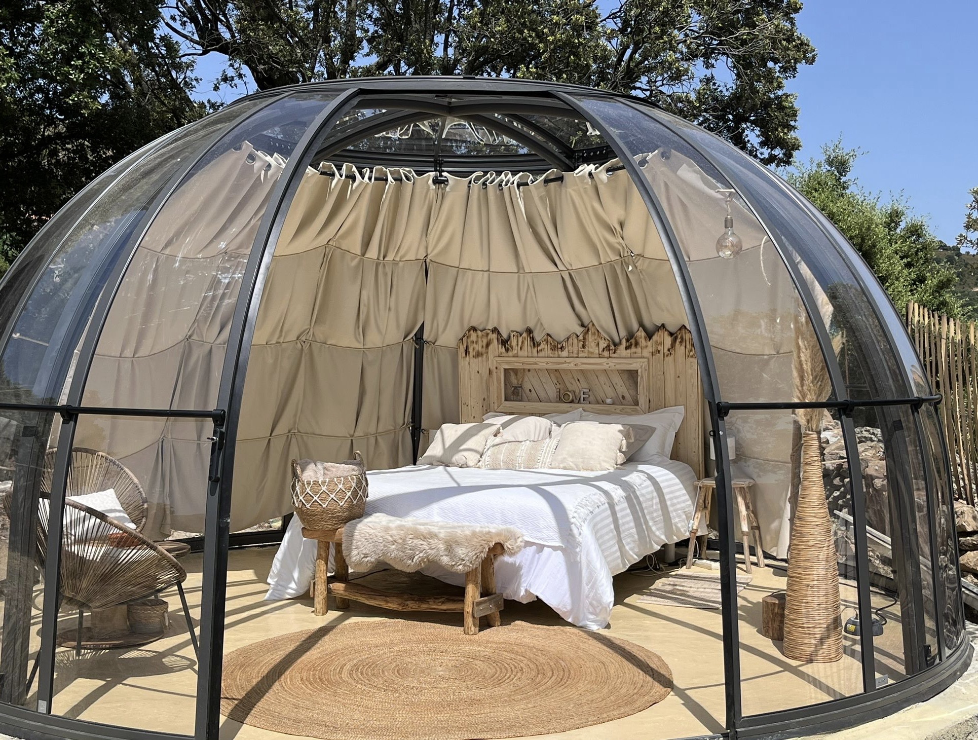 Dôme étoilé & Spa privatif — Nuit sous les étoiles en Haute-Corse
