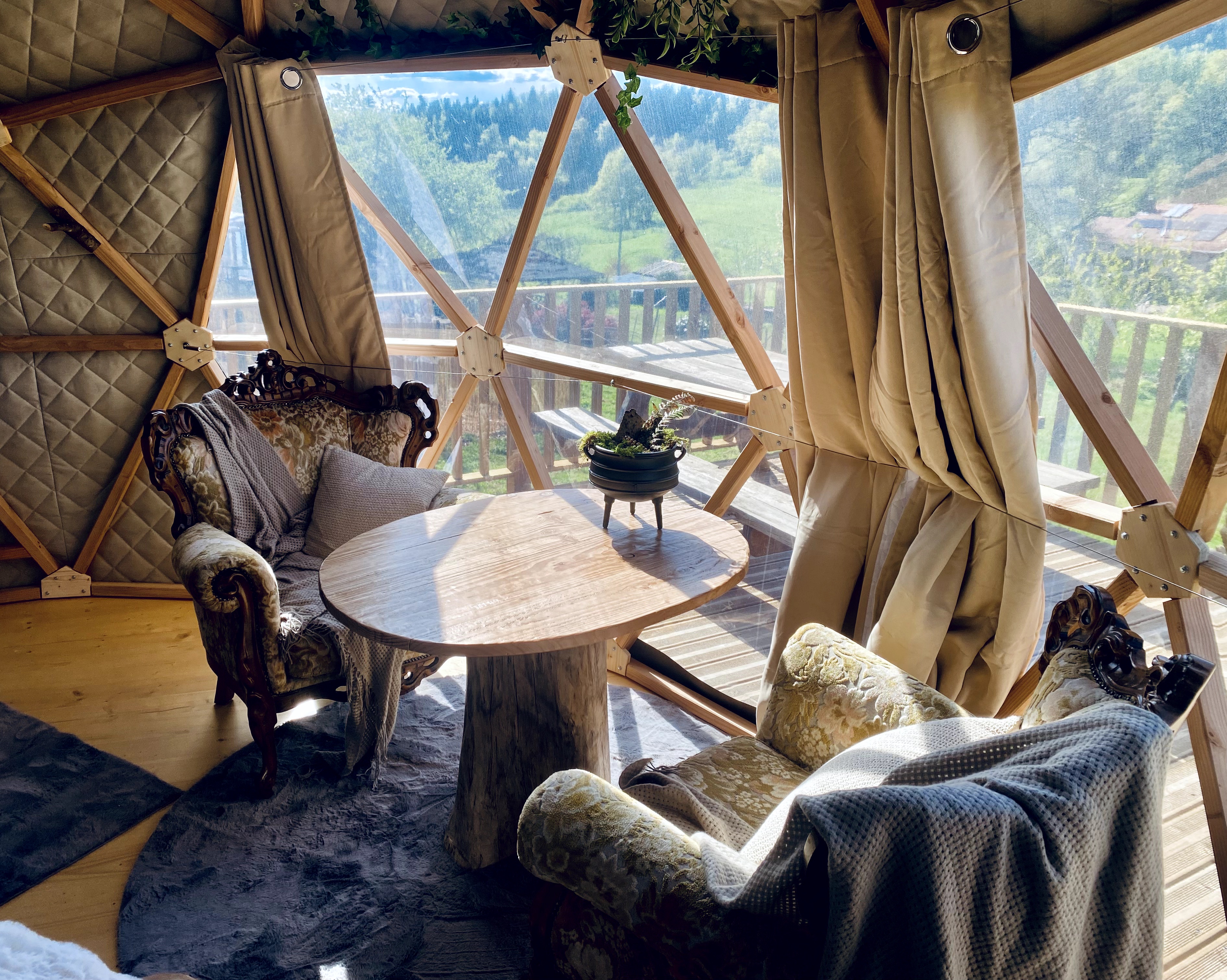 L'Antre du druide — Dôme avec spa à Épinal (Vosges) à Épinal — espace de vie
