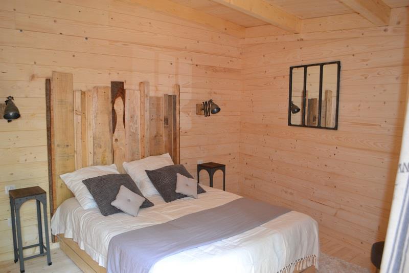 Lodge Bohème : une cabane poétique en pleine nature à Magné — vue depuis la terrasse