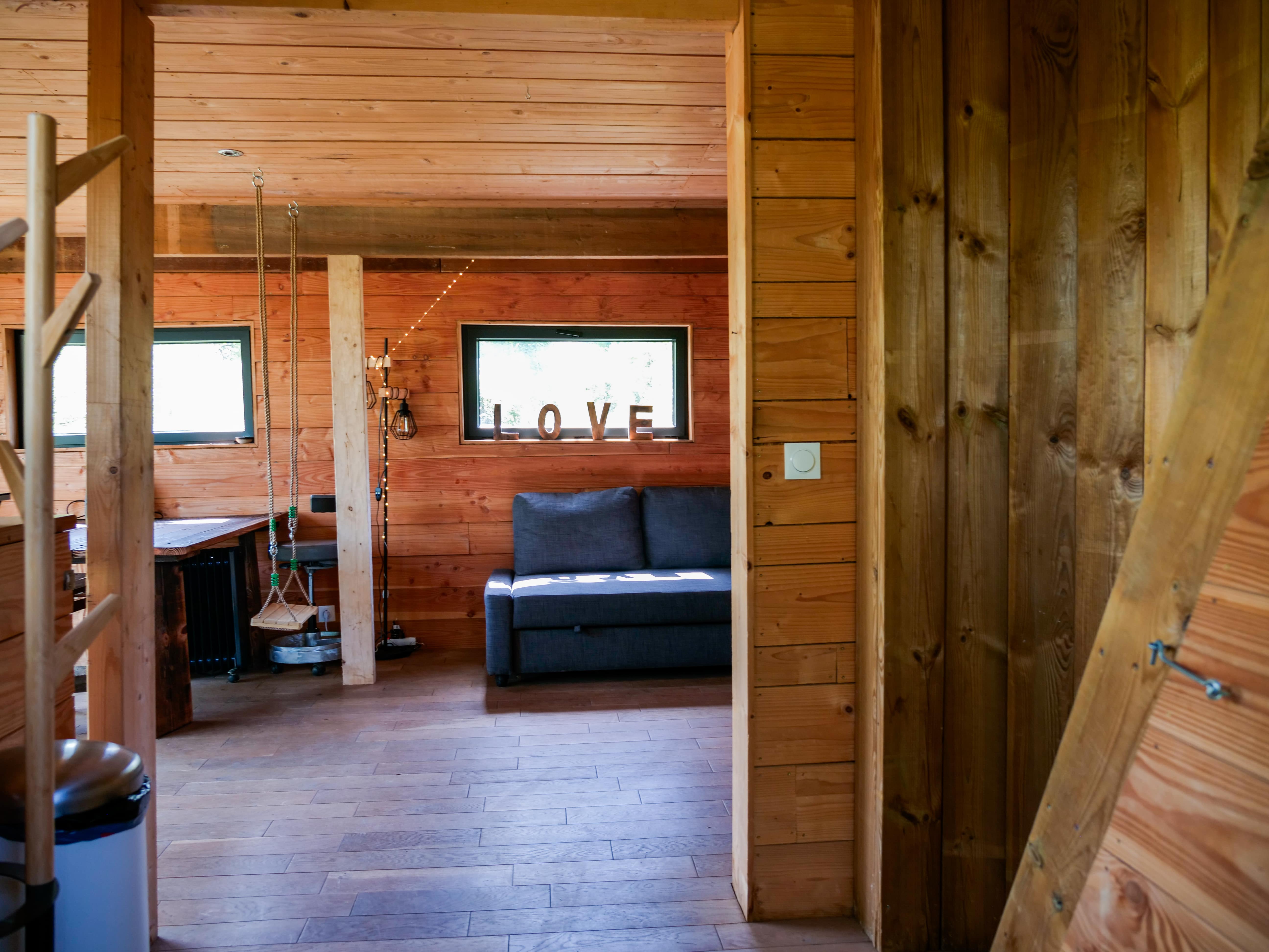 Photo 3/9 — Cabane « Une cabane perchée au bord d'un lac privé en Aquitaine » à Sadirac Gironde