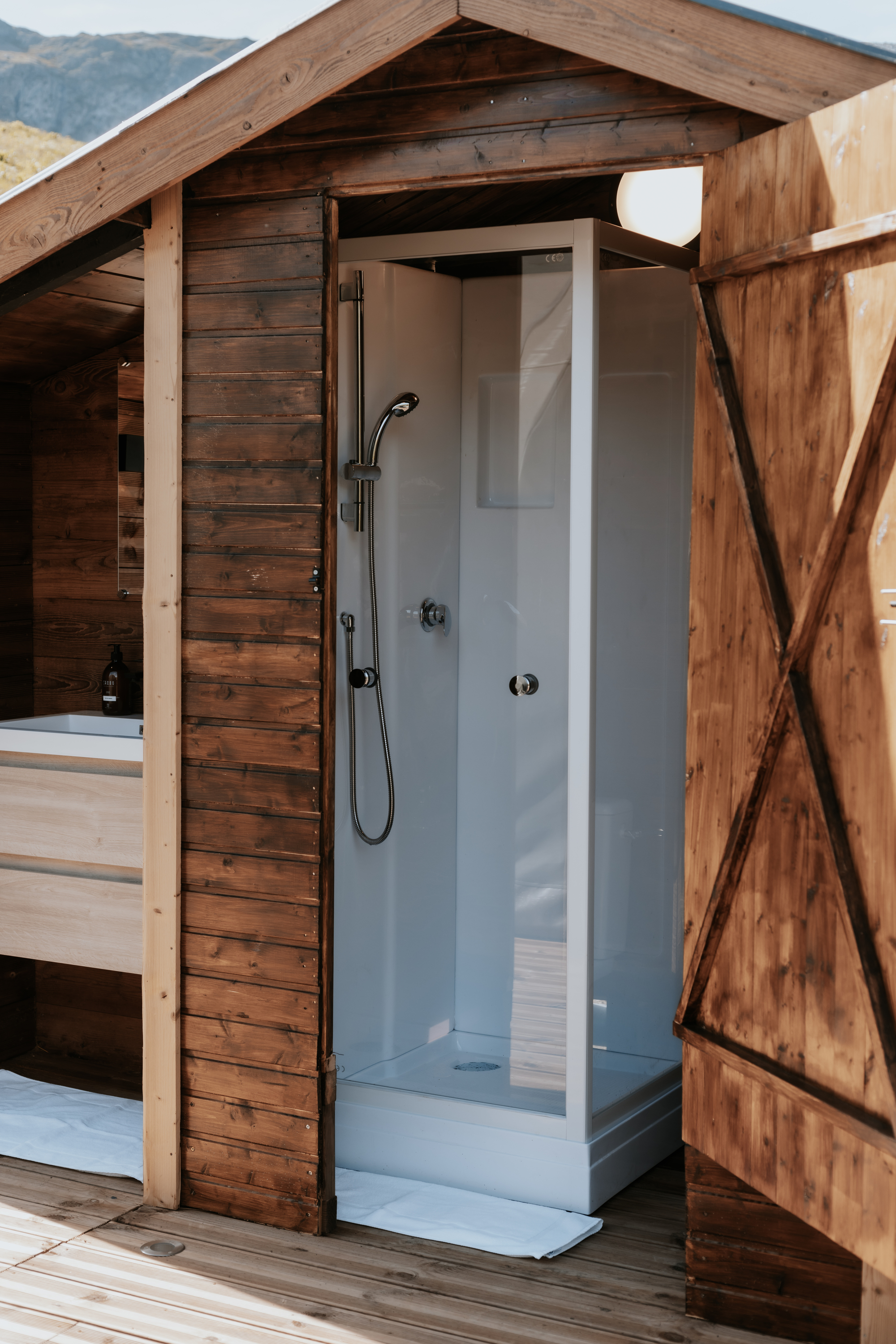 33ème Chambre - Les Cèdres