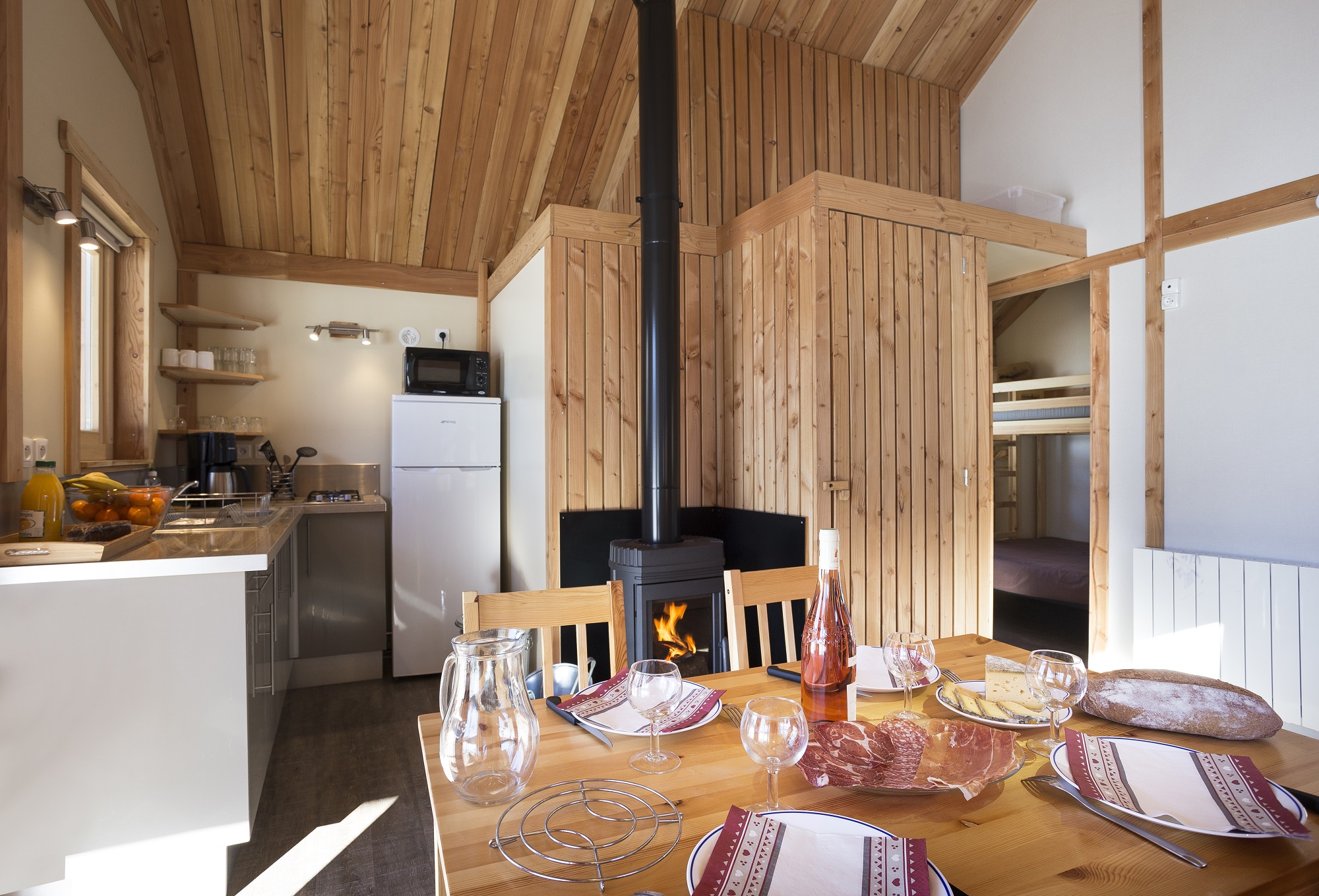 Chalet Montana : une évasion romantique en Rhône-Alpes à Bourg Saint Maurice — chambre