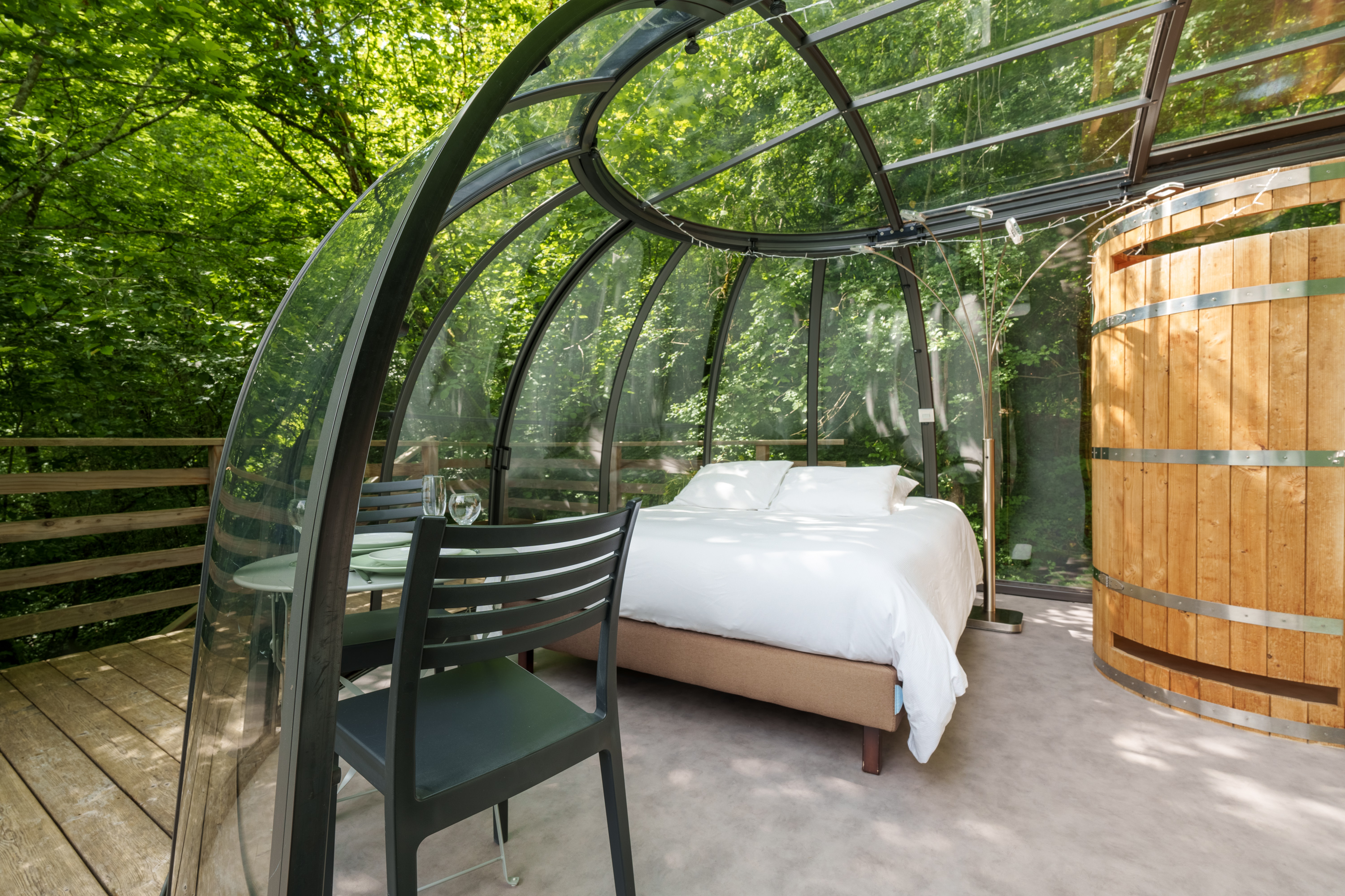 Dôme Stella & Spa — Nuit perchée à 2m en Haute-Marne à Marnay-Sur-Marne — détail architectural