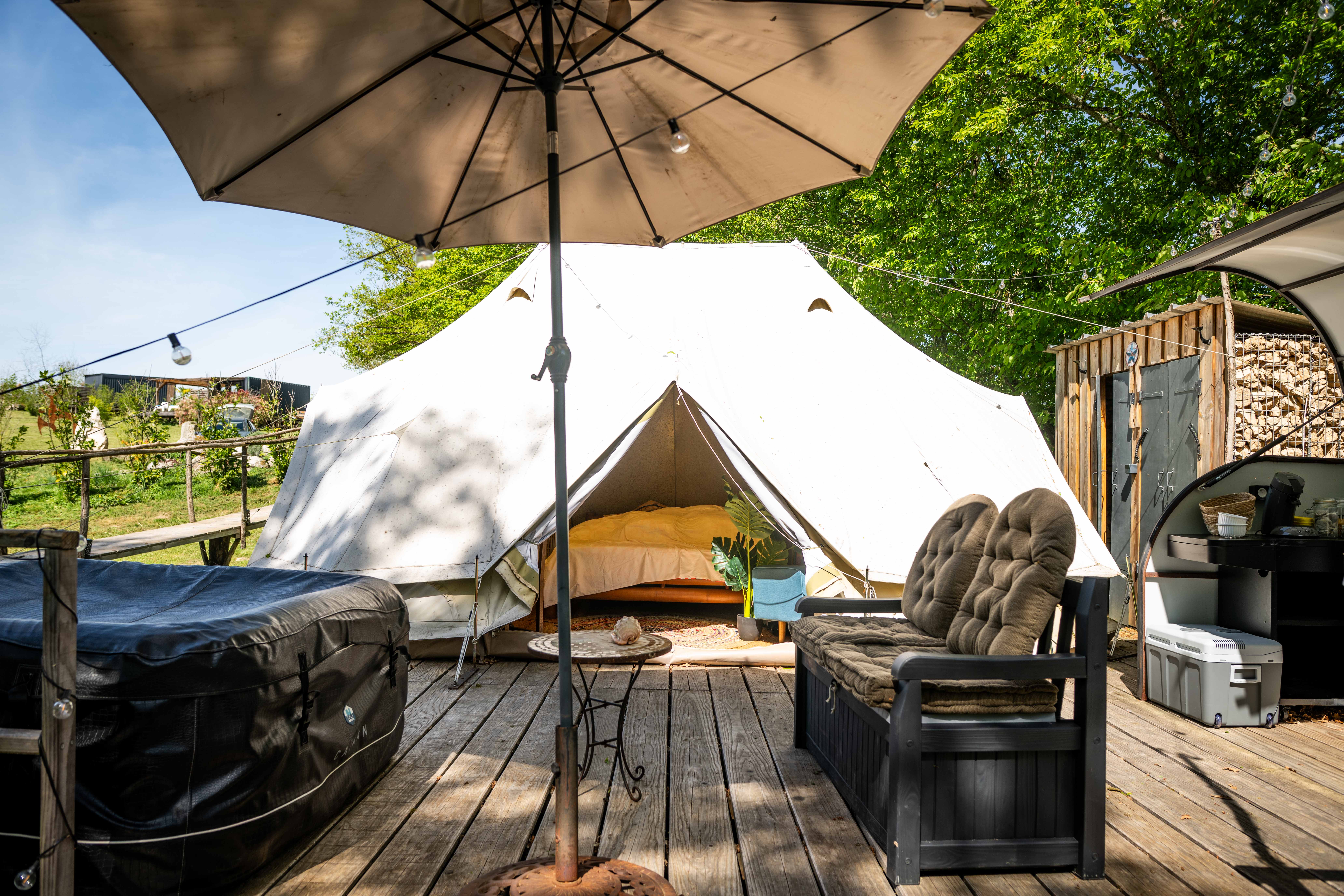 Tente M & Spa : une expérience unique en pleine nature