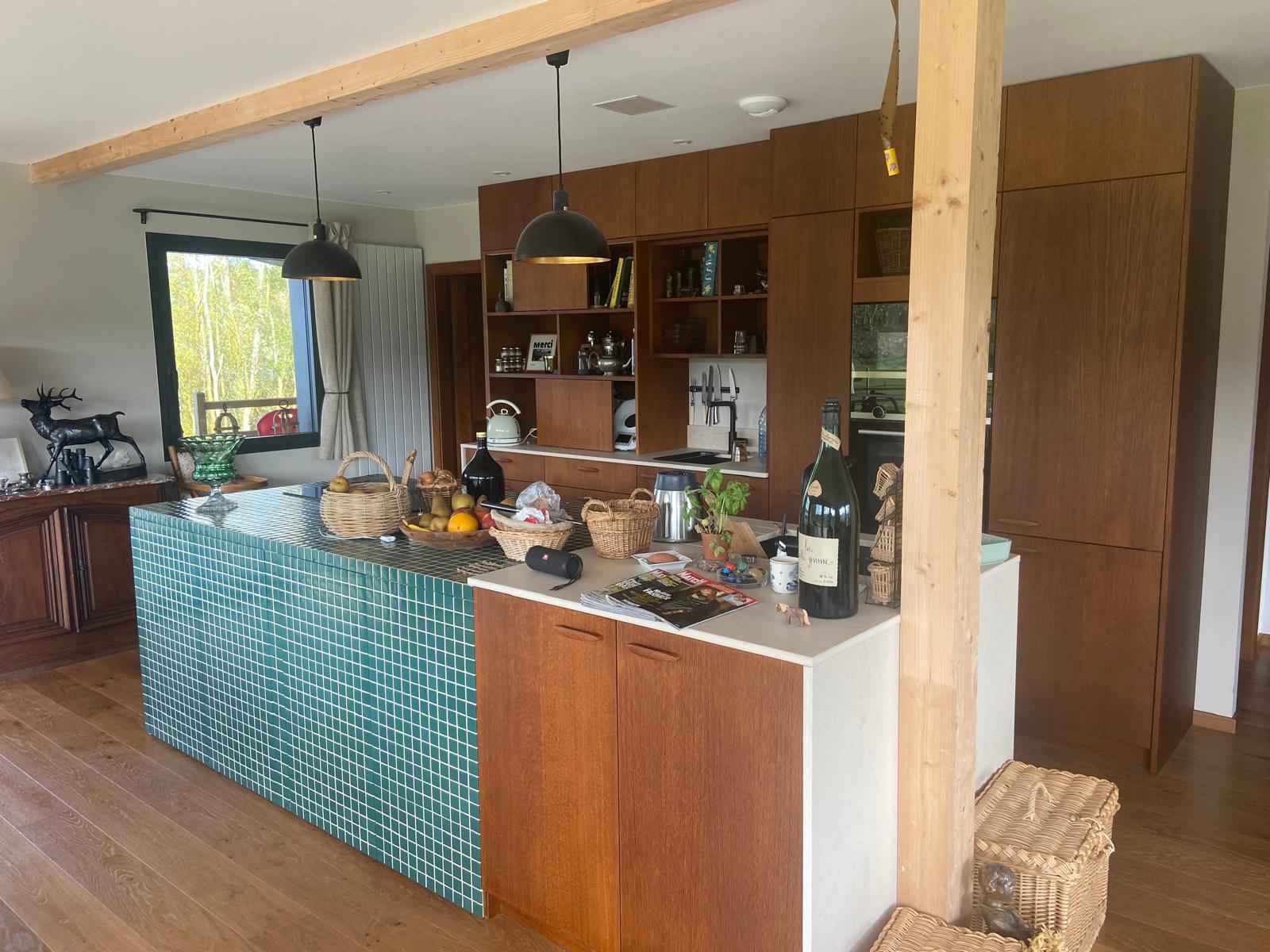 Maison Canadienne — Séjour unique avec spa en Baie de Somme à Beauchamps — détail architectural