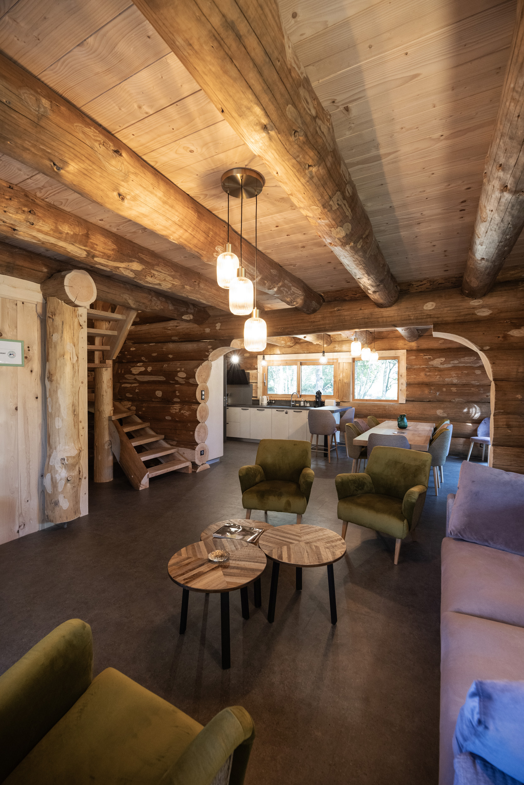 Gîte Le Vassivière : un chalet enchanteur en Limousin à Faux-La-Montagne — détail architectural