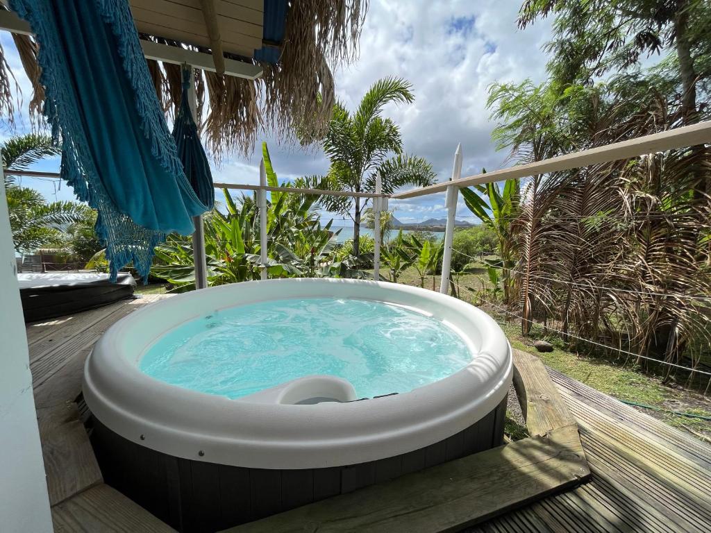 Moon Lodge : une évasion écoresponsable en Martinique à Sainte Luce — vue intérieure