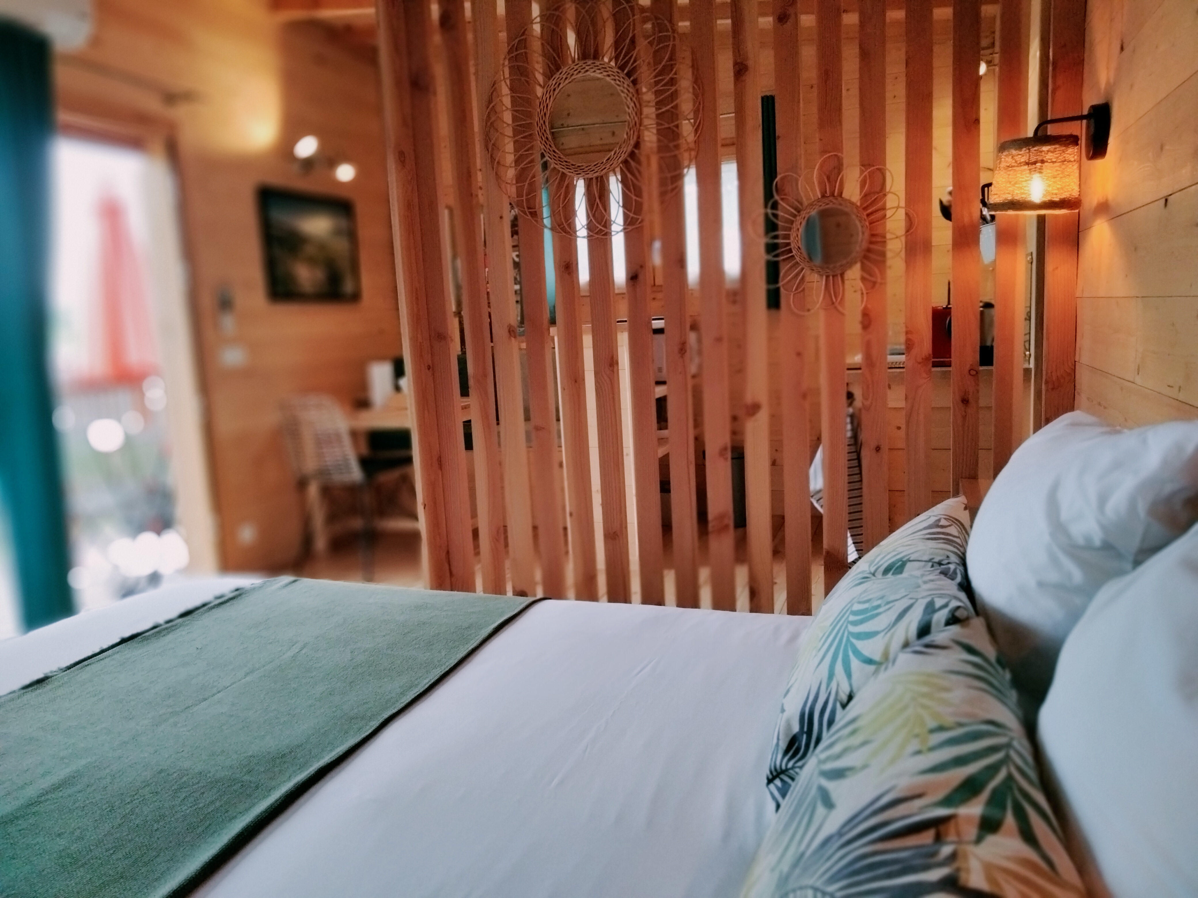 Cabane Spa Duo : une immersion sensorielle en Rhône-Alpes à Virignin — chambre