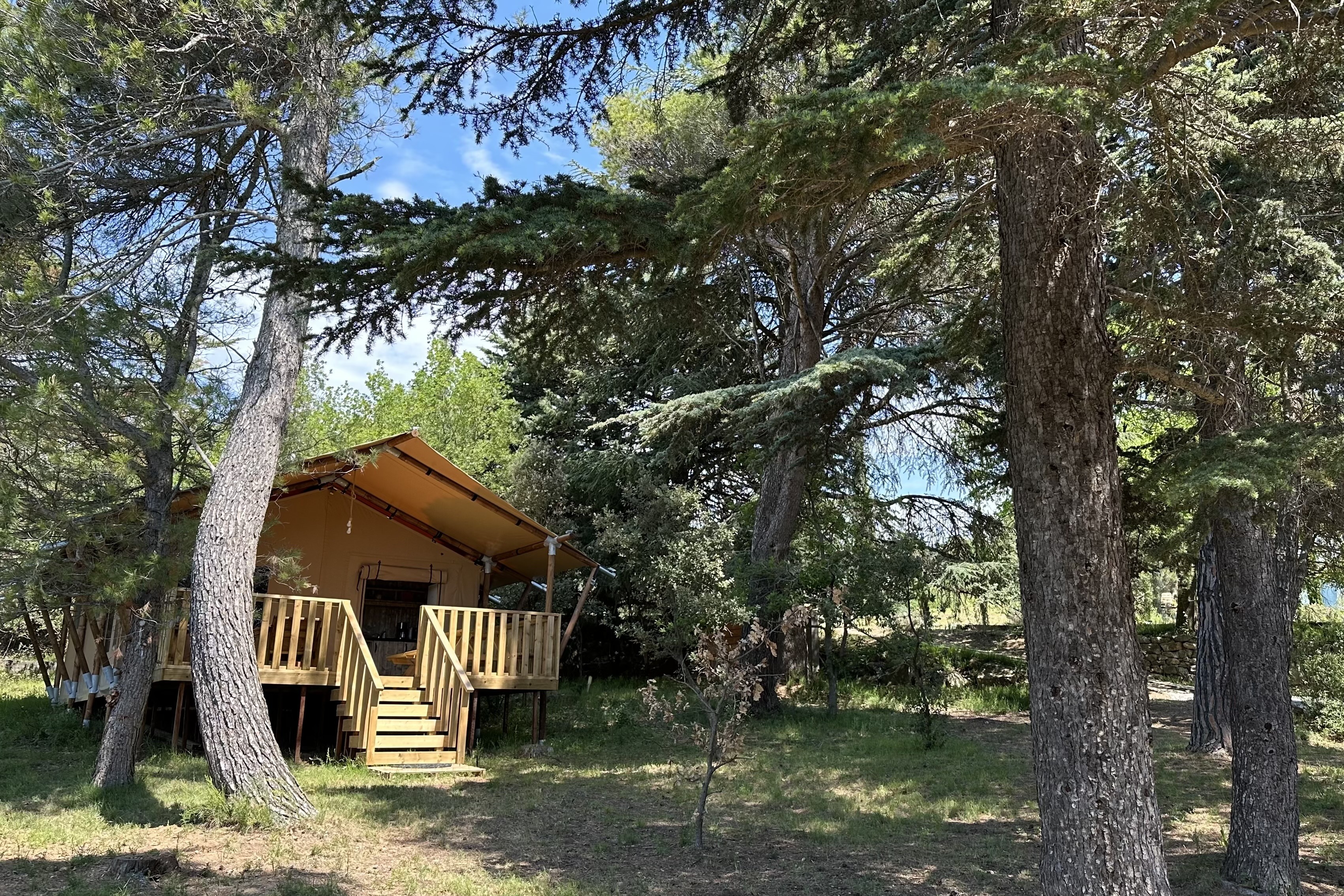 Tente l'Aven — Glamping avec spa et piscine à Aude