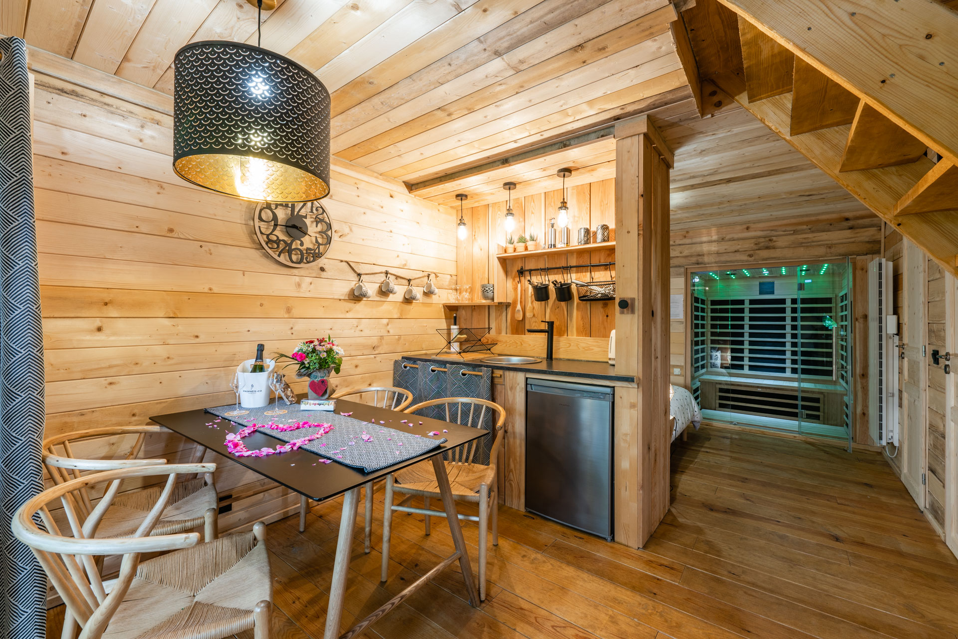 Cabane des Farfadets — Escapade avec Spa à Embrun (Hautes-Alpes) à Embrun — vue depuis la terrasse