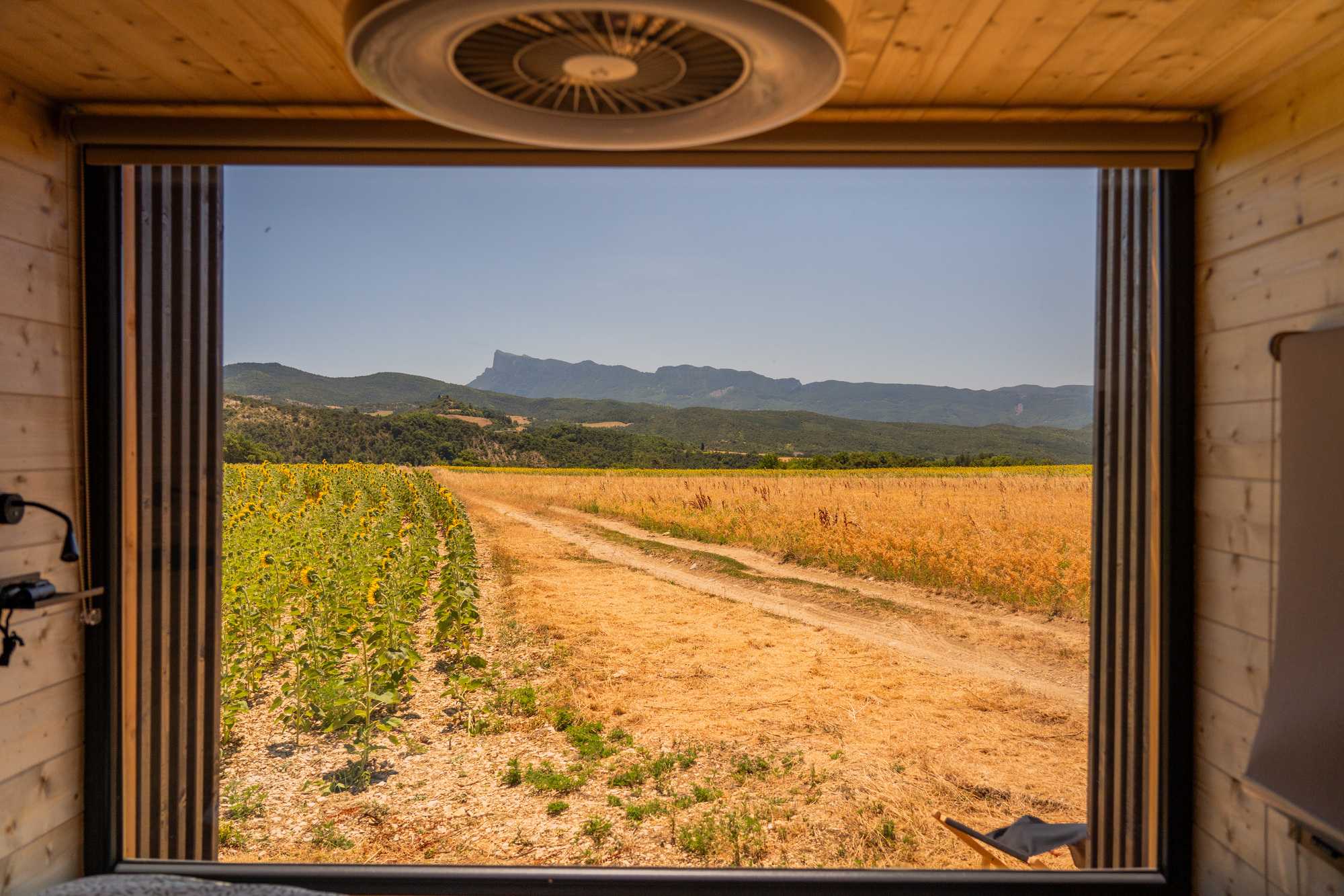 Prairie de la Gervanne — Tiny House avec vue panoramique à Drôme à Beaufort-sur-Gervanne — vue depuis la terrasse