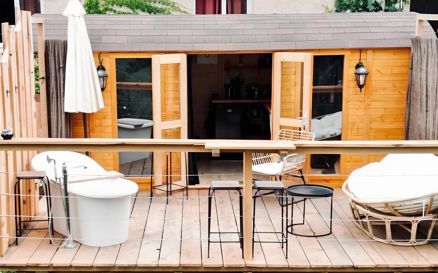 Tiny house MURATO — Escapade avec baignoire extérieure en Haute-Corse à Murato — vue intérieure
