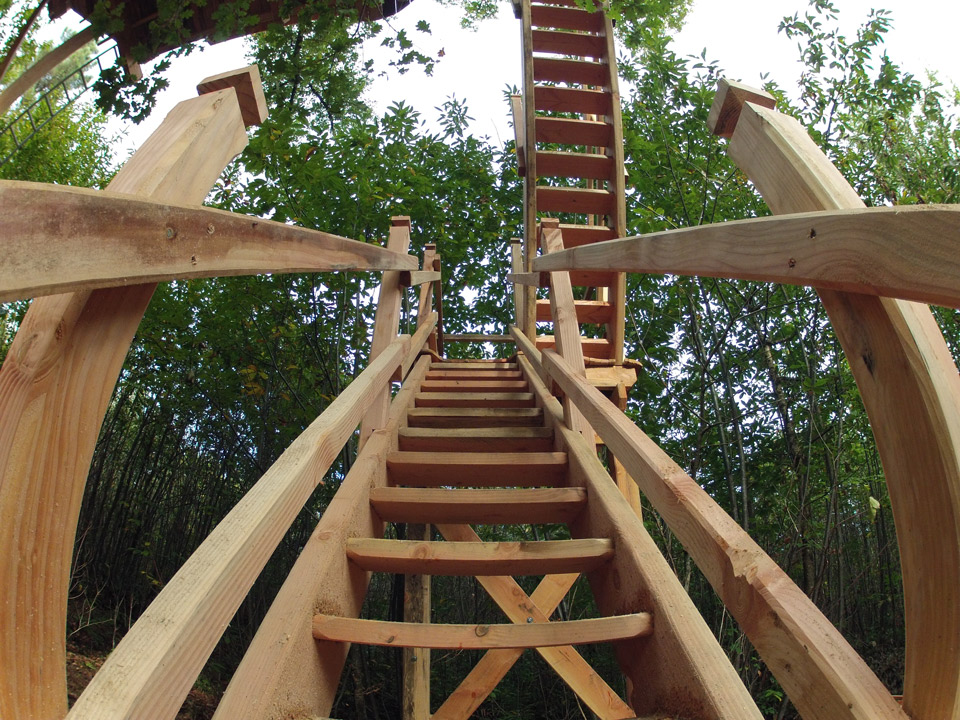 Photo 2/9 — Cabane dans les arbres « Cabane Ecureuil — Nuit perchée à 8m dans les arbres en Dordogne » à Alles-sur-Dordogne…