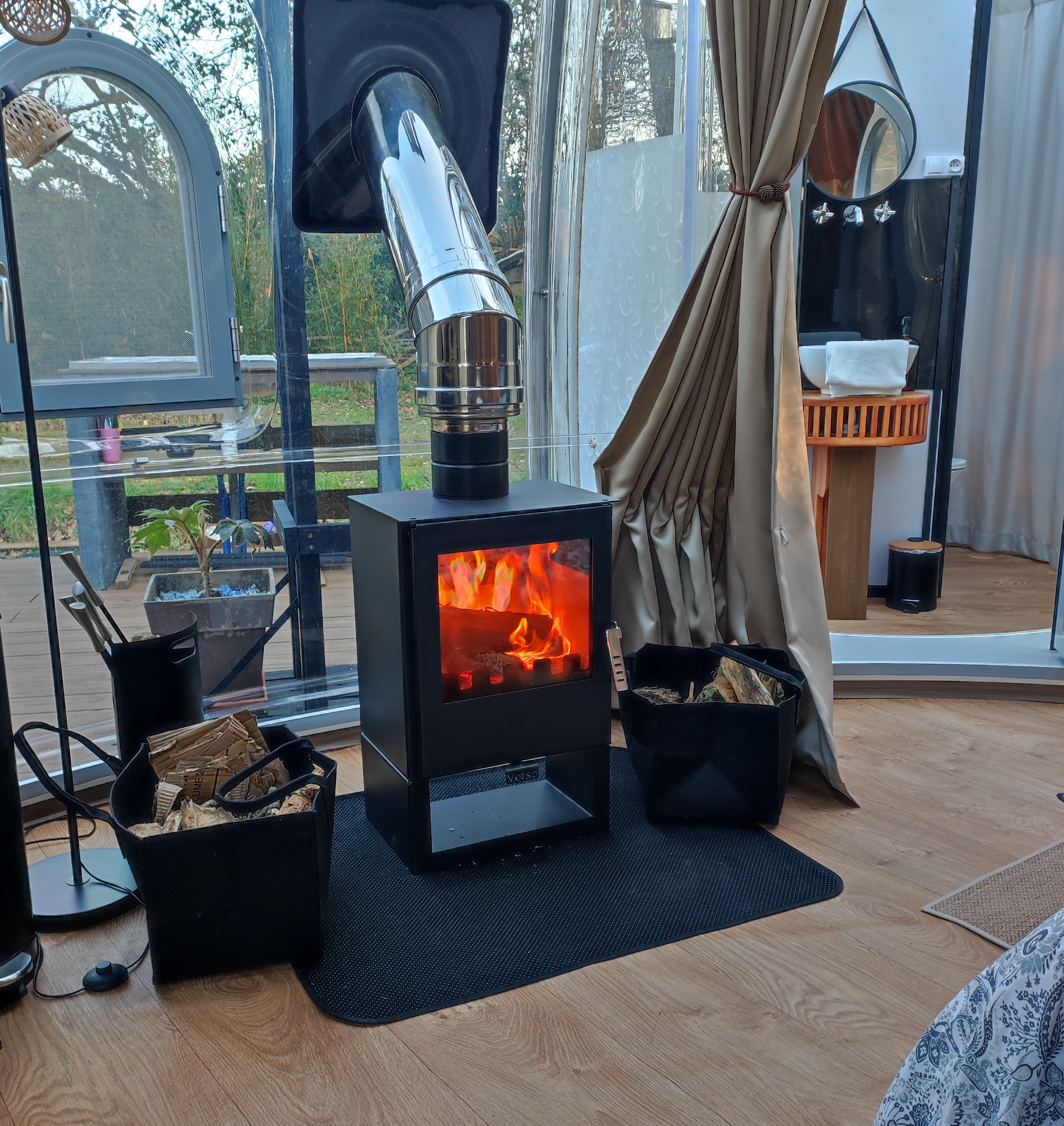 Dôme des Songes & Spa — Évasion romantique à Côtes-d'Armor à Guingamp — chambre