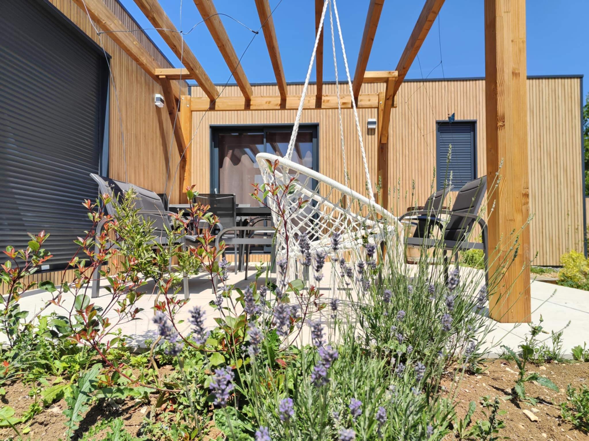 Ecolodge Le Pinot Gris — Séjour relaxant avec spa à Aube à Dolancourt — espace de vie