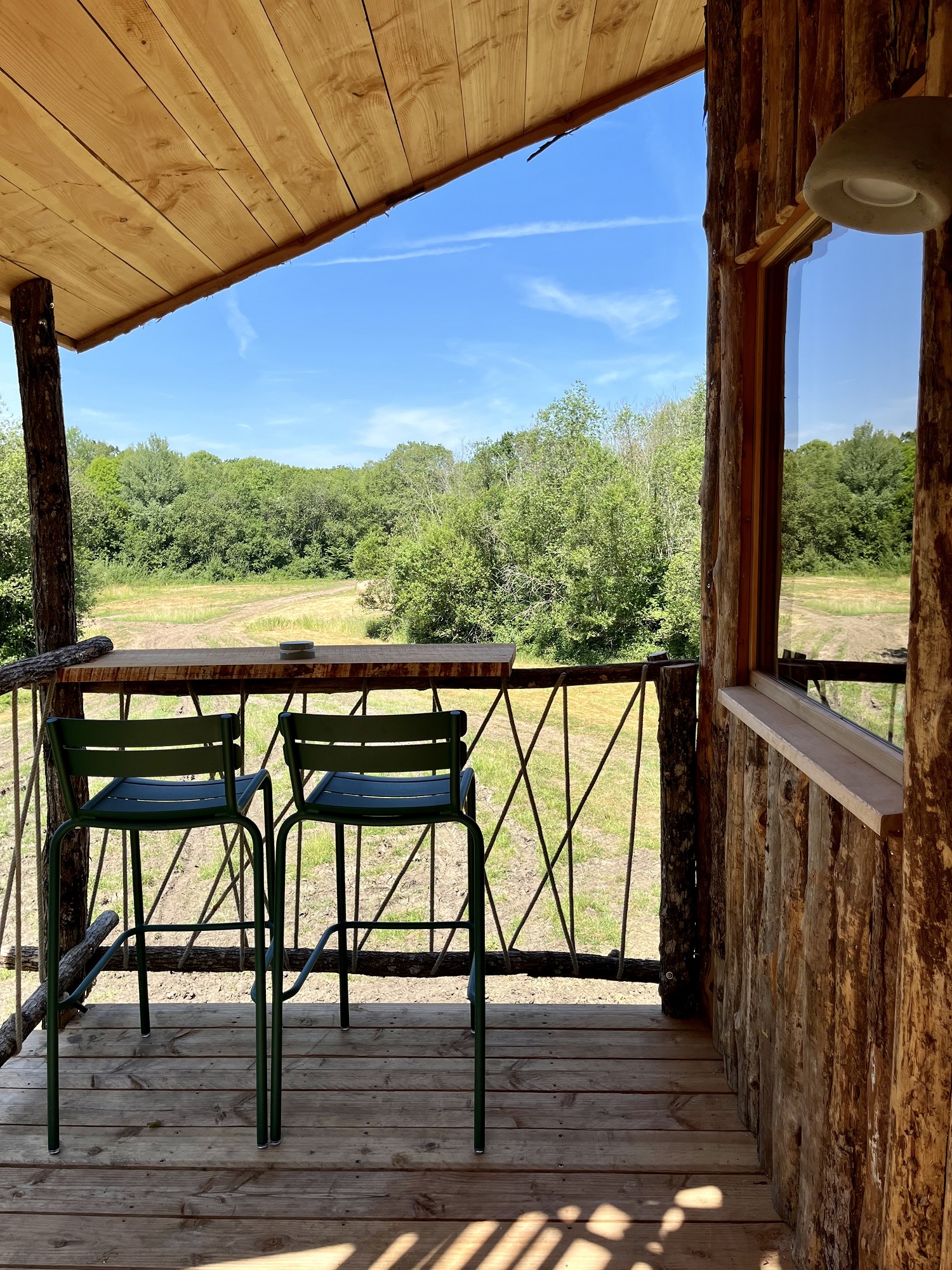 Cabane Spa Terre-et-Ciel : une évasion en Picardie à St-Léger-Aux-Bois — détail architectural
