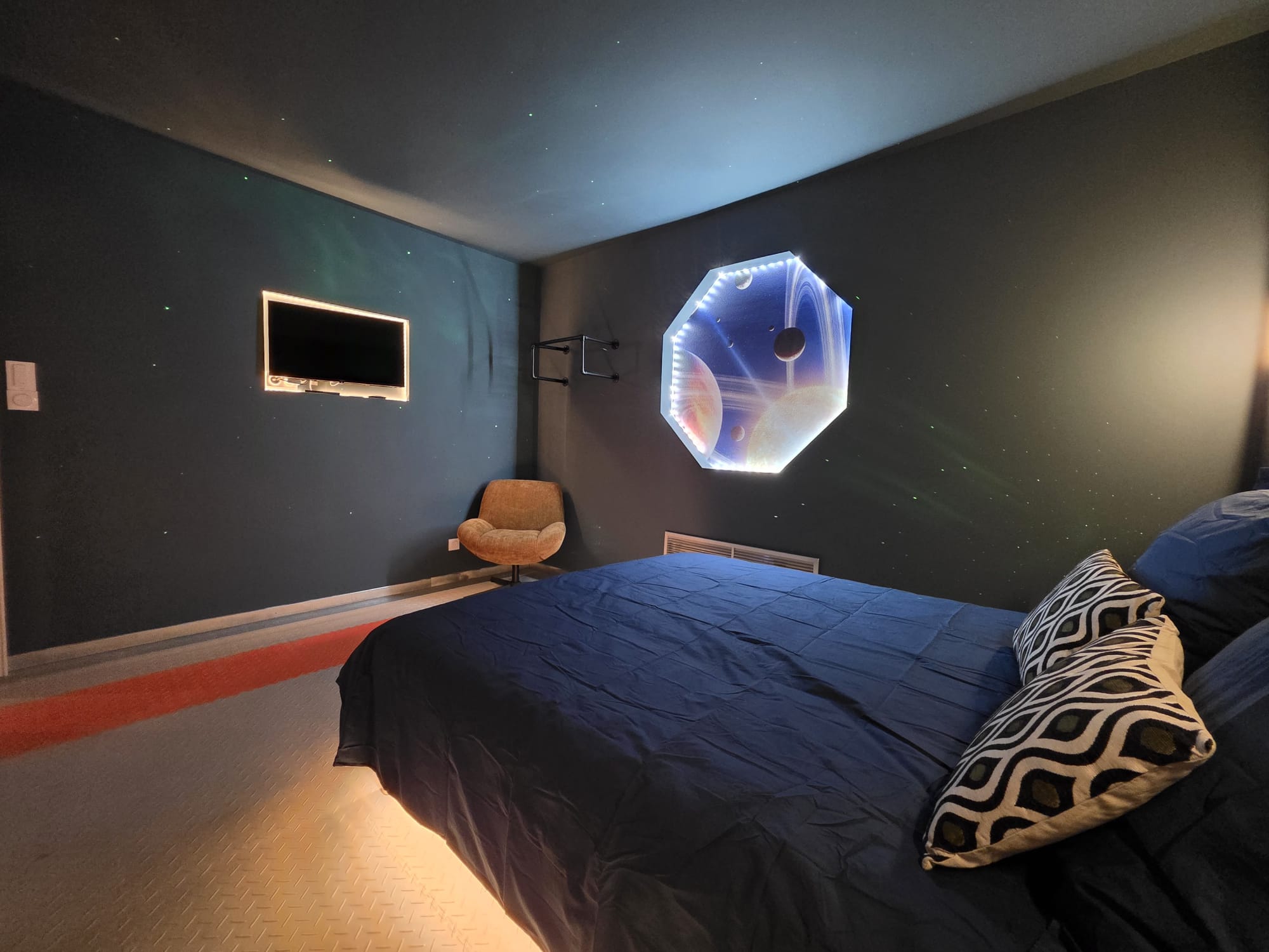 Navette spatiale Nebula Voyageur — Hébergement thématique à Toulouse (Haute-Garonne) à Toulouse — cuisine