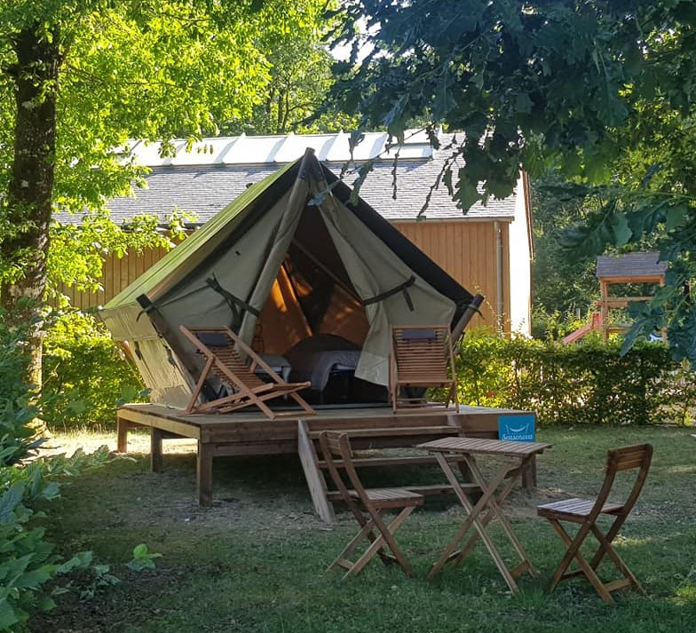Bivouac Nomade : une expérience immersive en Basse-Normandie à Courtils — vue intérieure